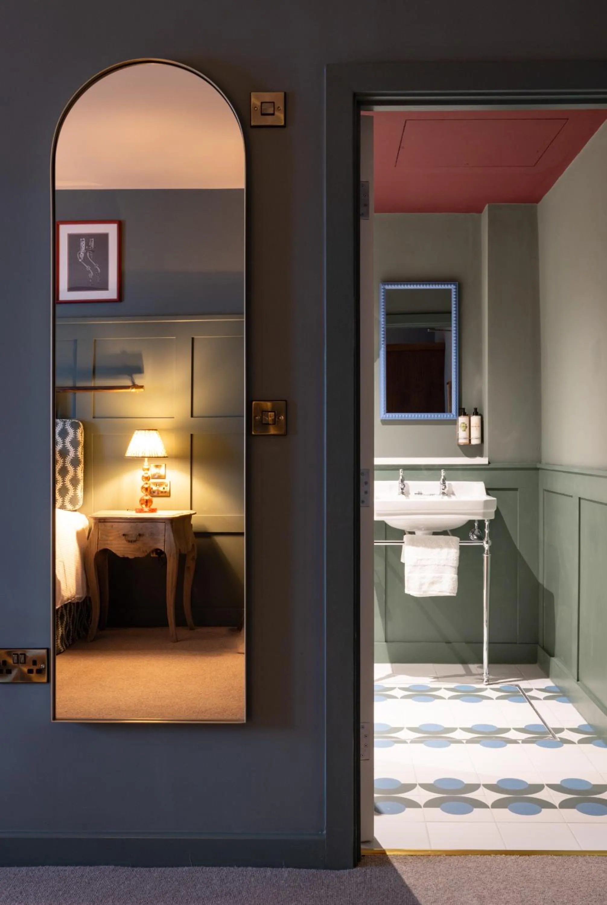 Bedroom in The Coat and Bear - A Heartwood Inn