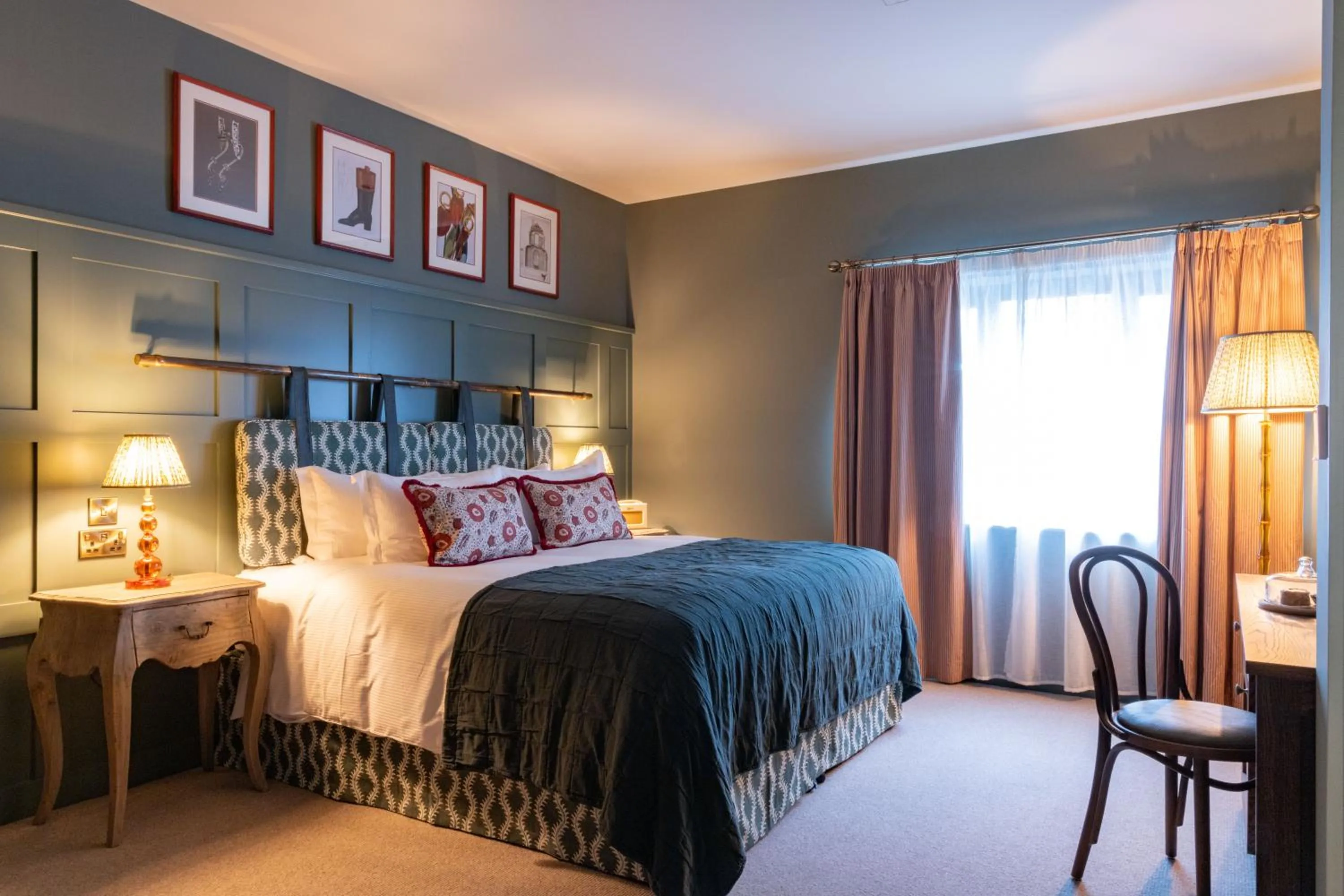 Bed in The Coat and Bear - A Heartwood Inn