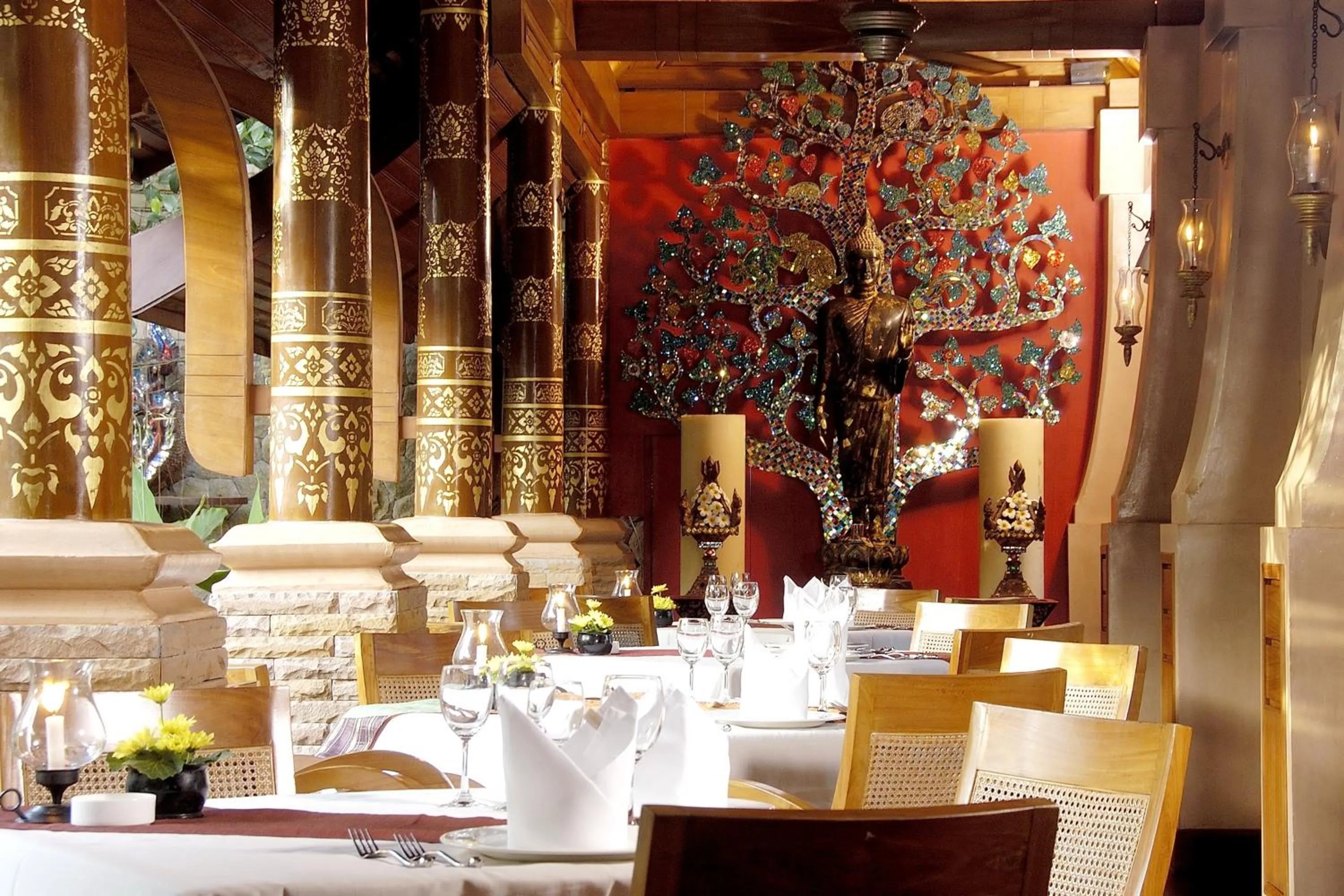 Restaurant/Places to Eat in The Baray Villa by Sawasdee Village