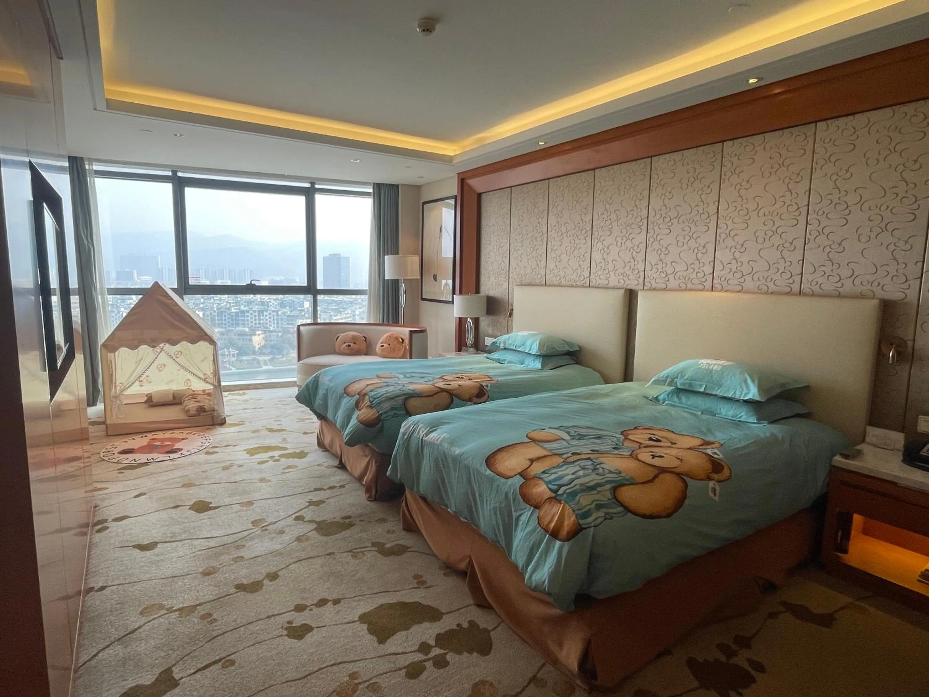 Bed in Yiwu Shangcheng Hotel
