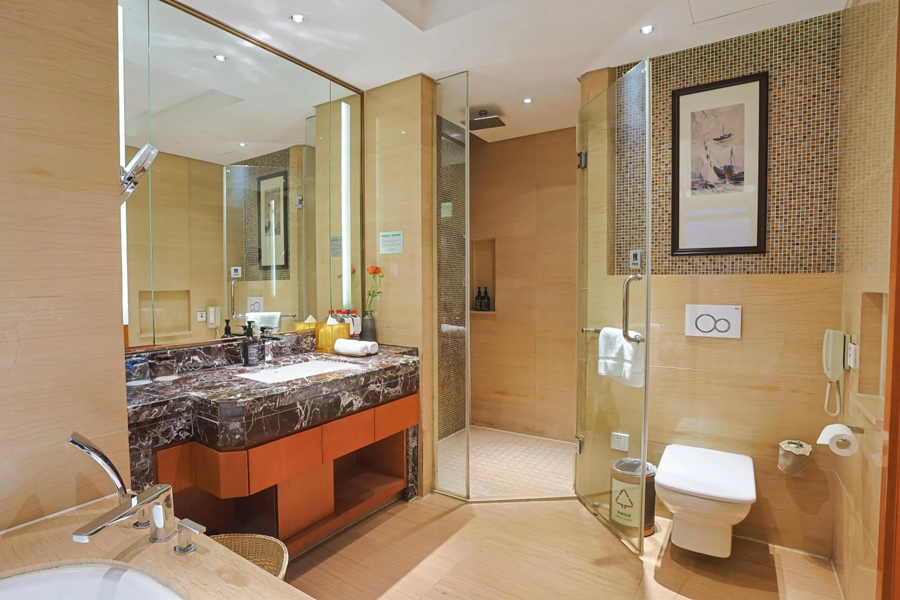 Shower in Yiwu Shangcheng Hotel
