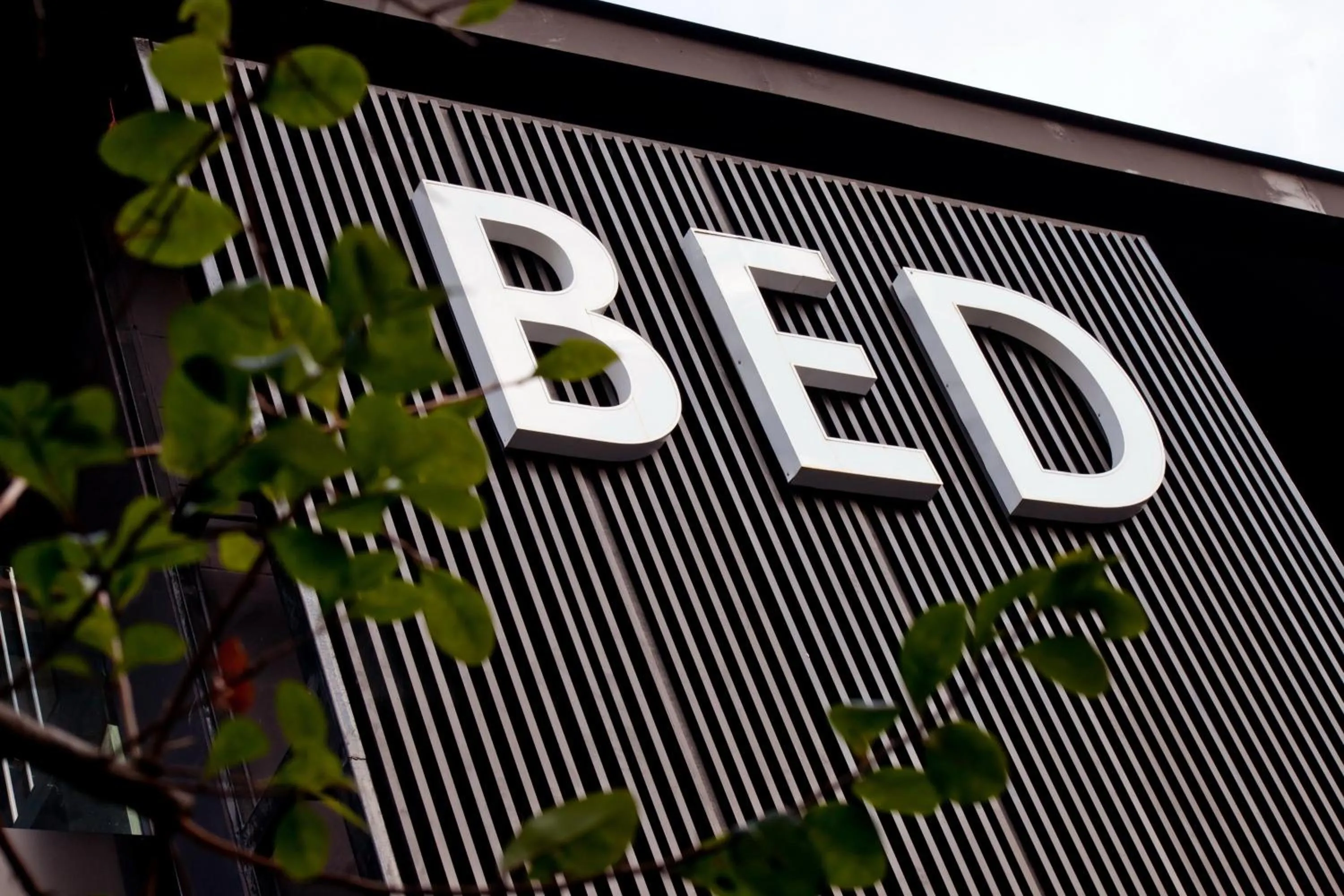 Facade/entrance in BED Phrasingh-Adults Only