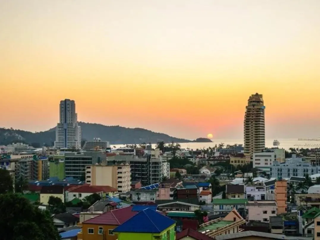 Sunset in Ocean View Treasure Residence