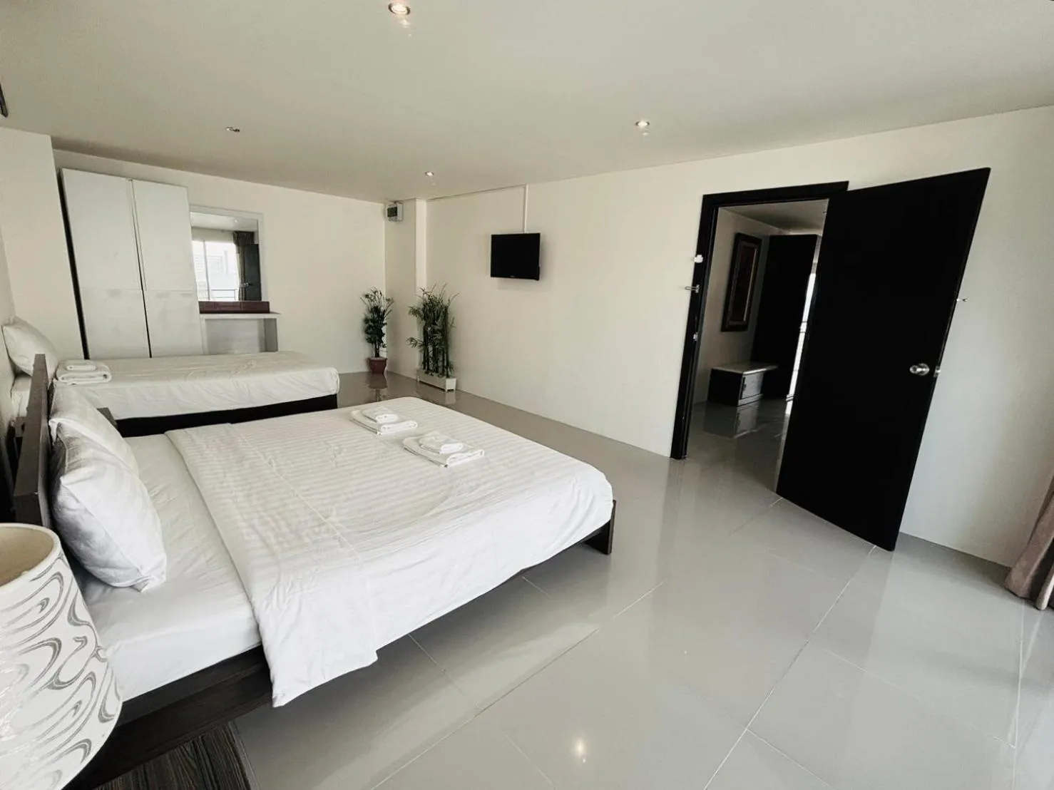 Bedroom, Bed in Ocean View Treasure Residence