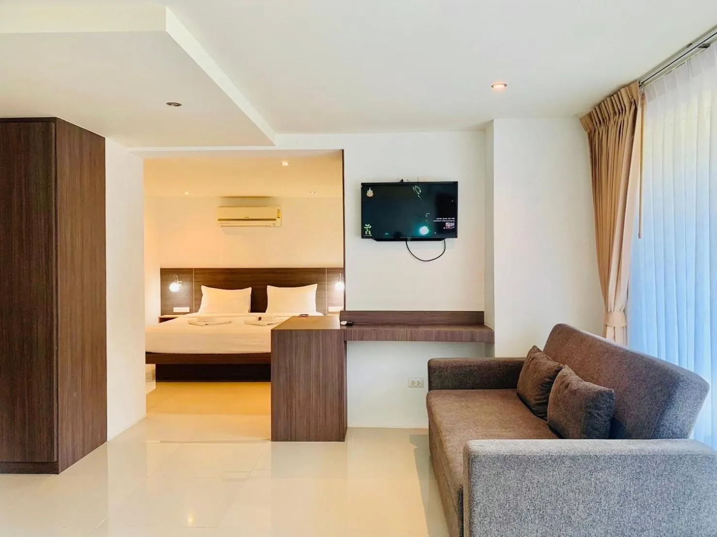 Bedroom, Bed in Ocean View Treasure Residence