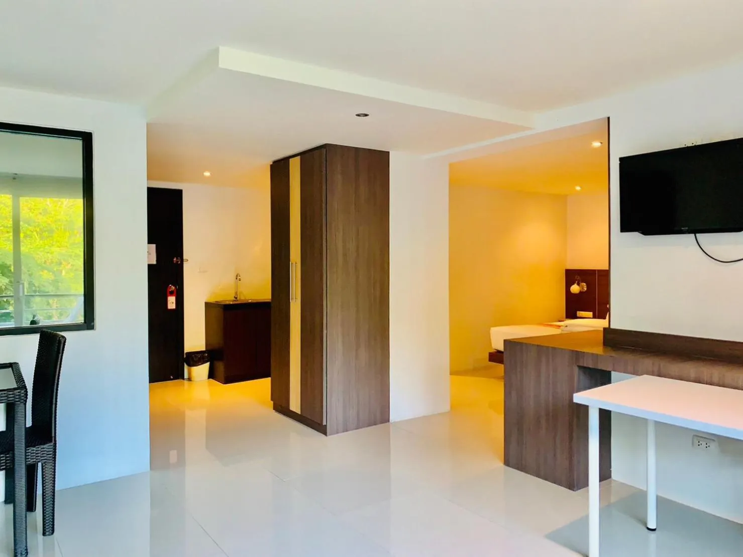 room service in Ocean View Treasure Residence