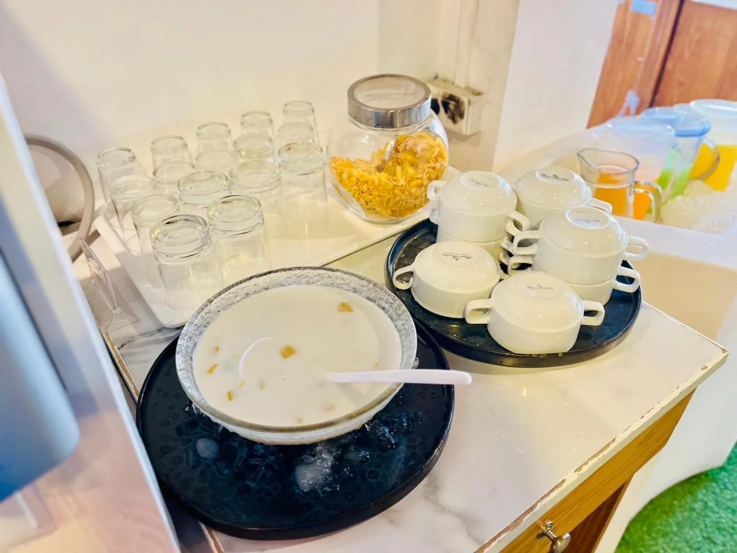 Breakfast in Ocean View Treasure Residence