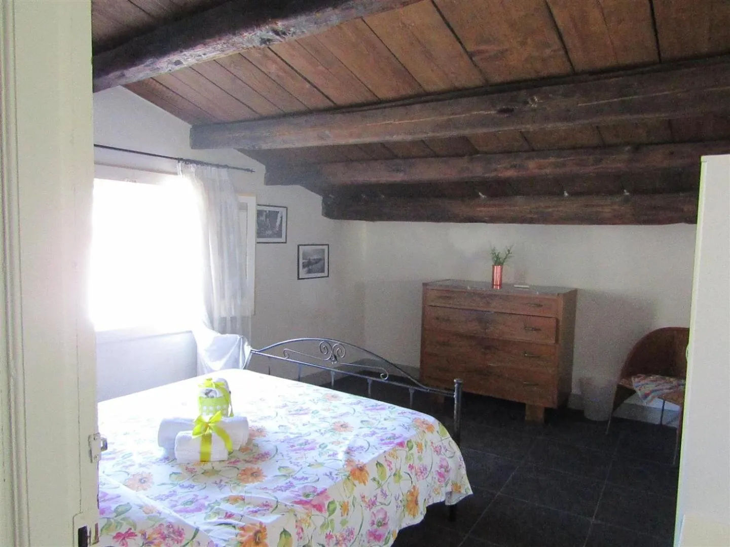 Bed in Bed & Breakfast StradaNuova