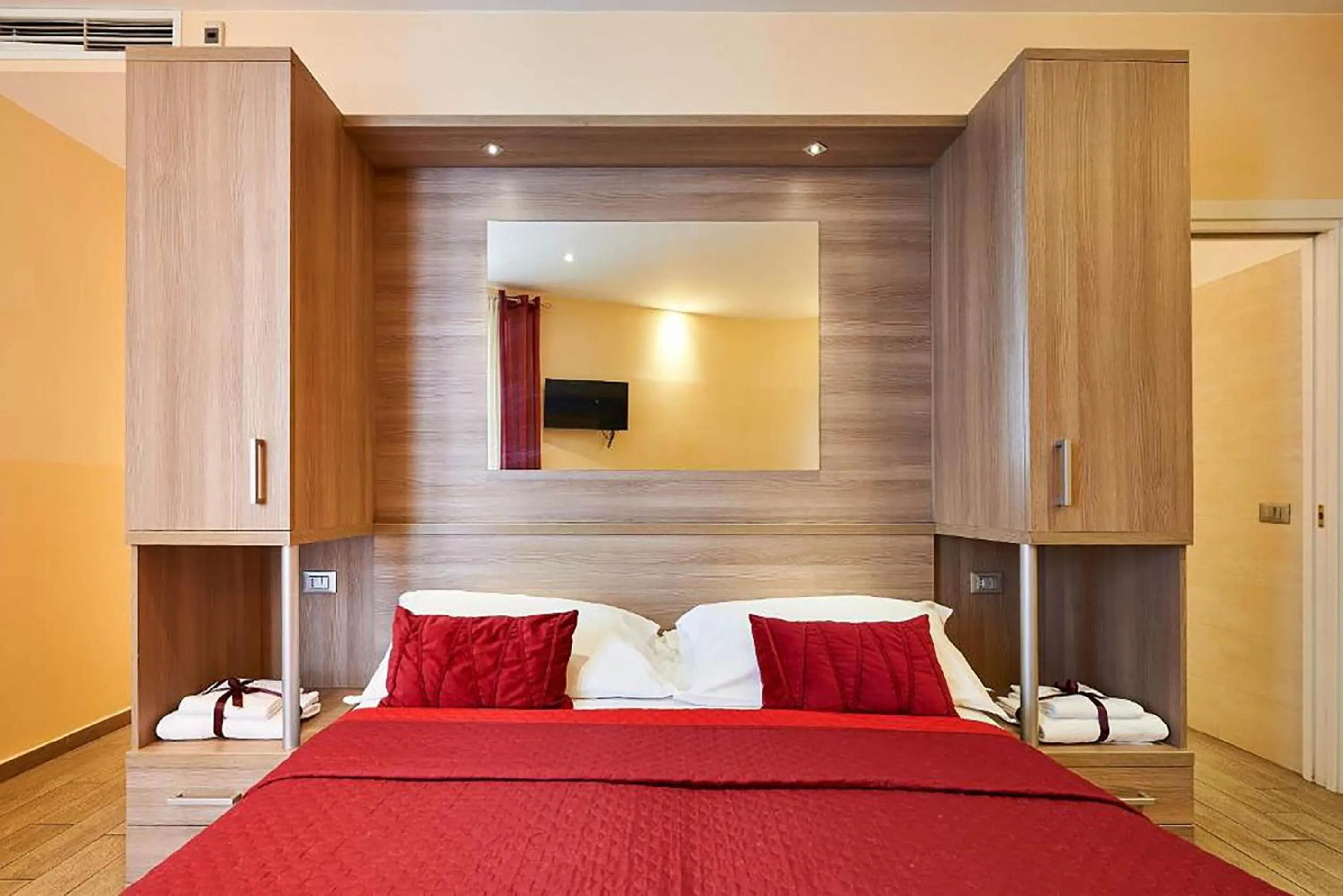 Other, Bed in Catone Vatican Suites by Ghor