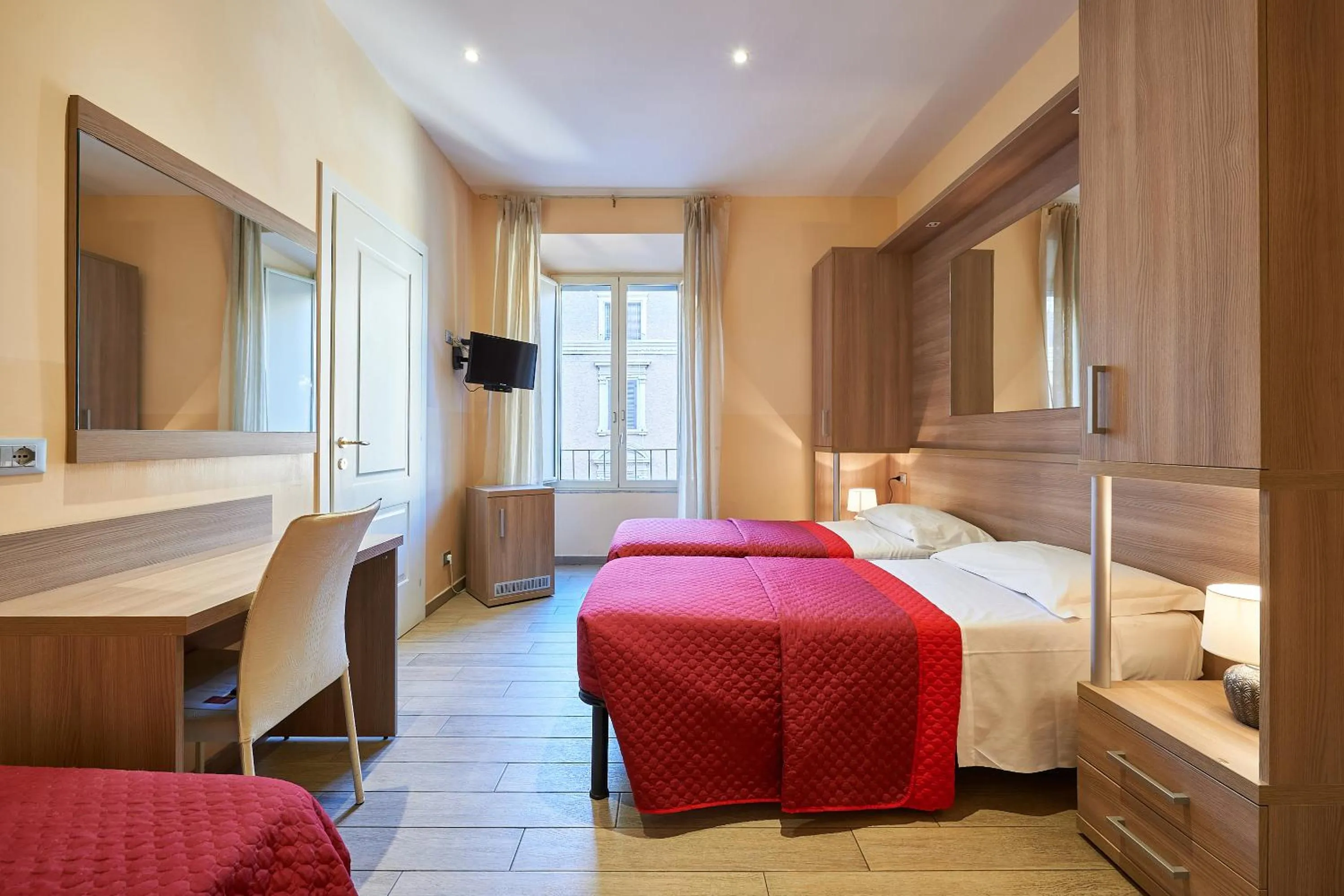 Bedroom, Bed in Catone Vatican Suites