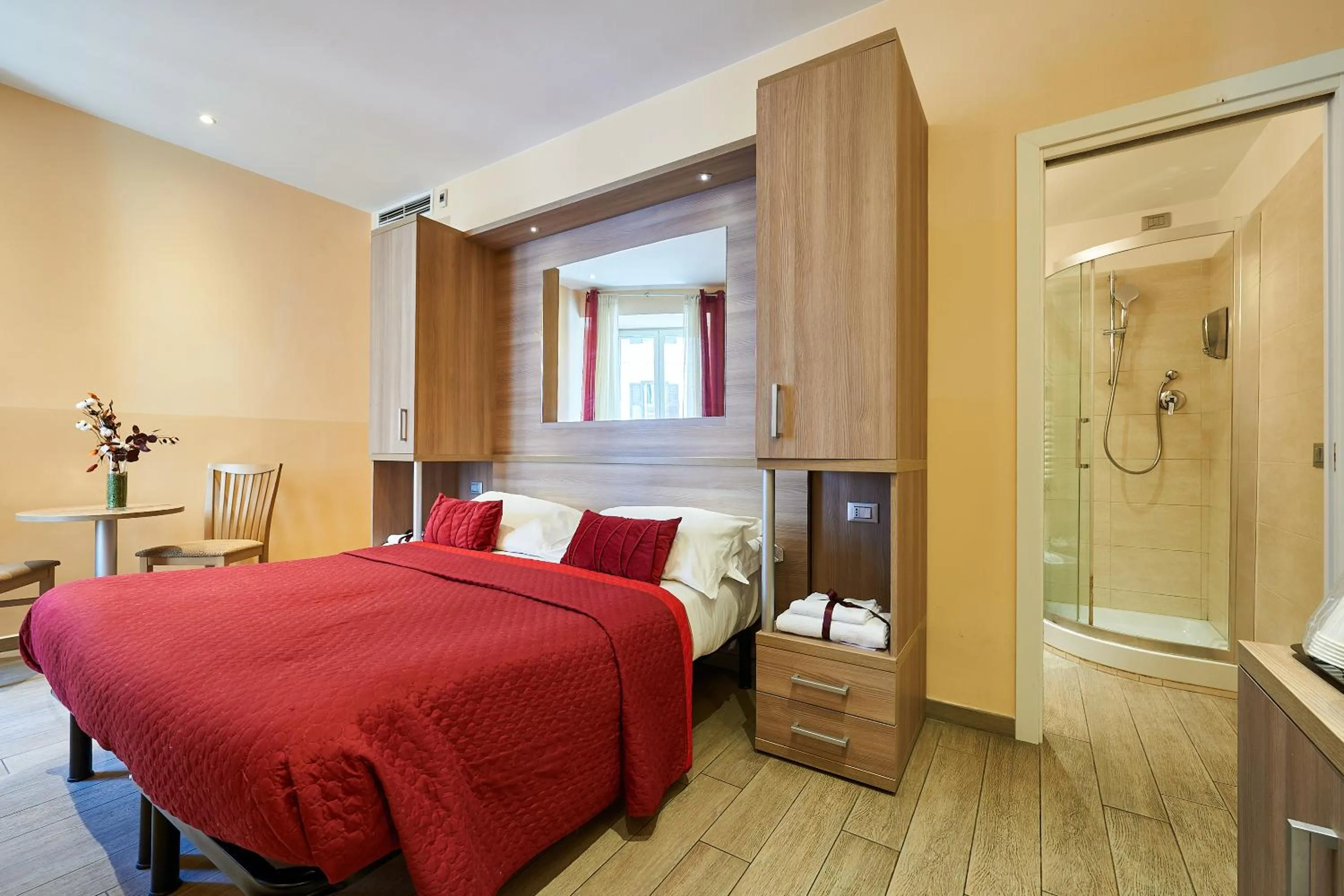 Bedroom, Bed in Catone Vatican Suites