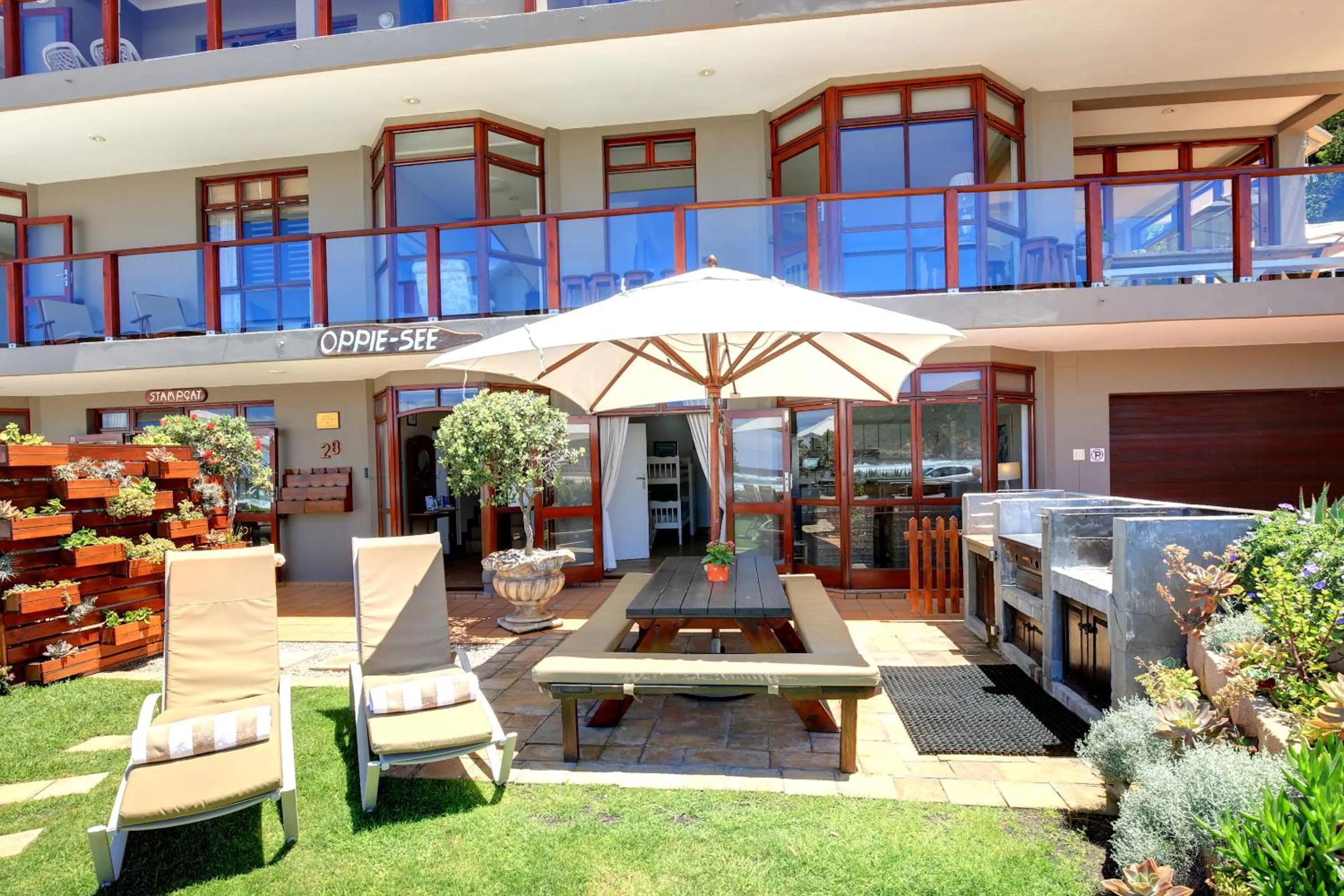 BBQ facilities in Oppiesee Selfcatering Apartments