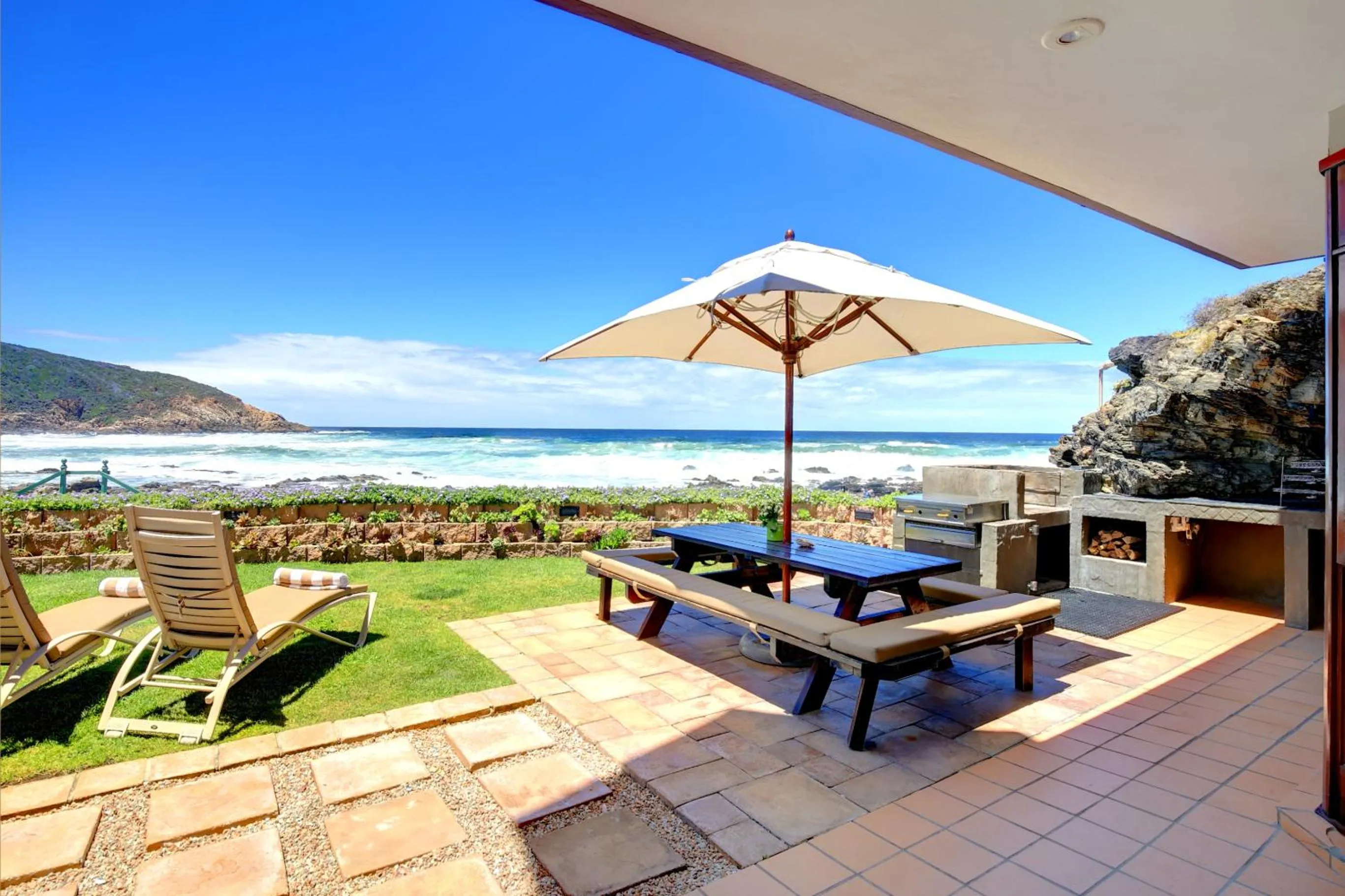 BBQ facilities in Oppiesee Selfcatering Apartments