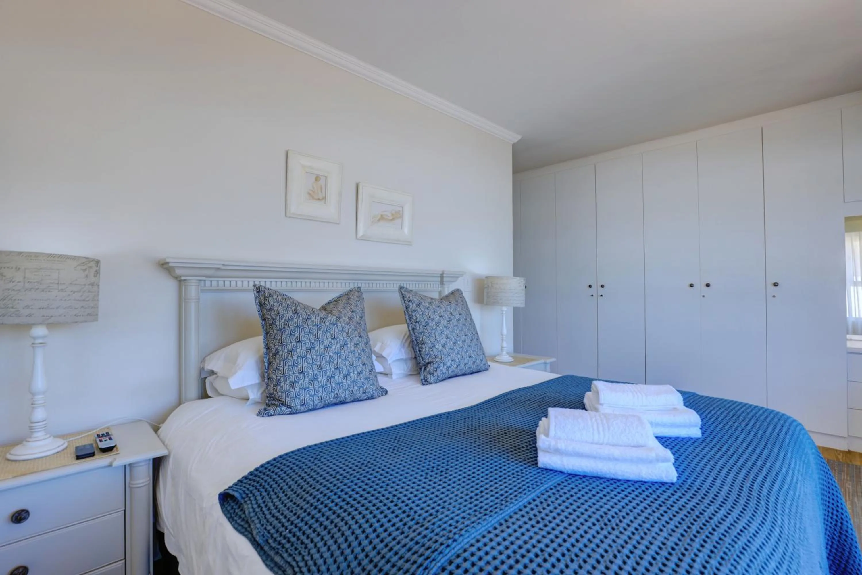 Bed in Oppiesee Selfcatering Apartments