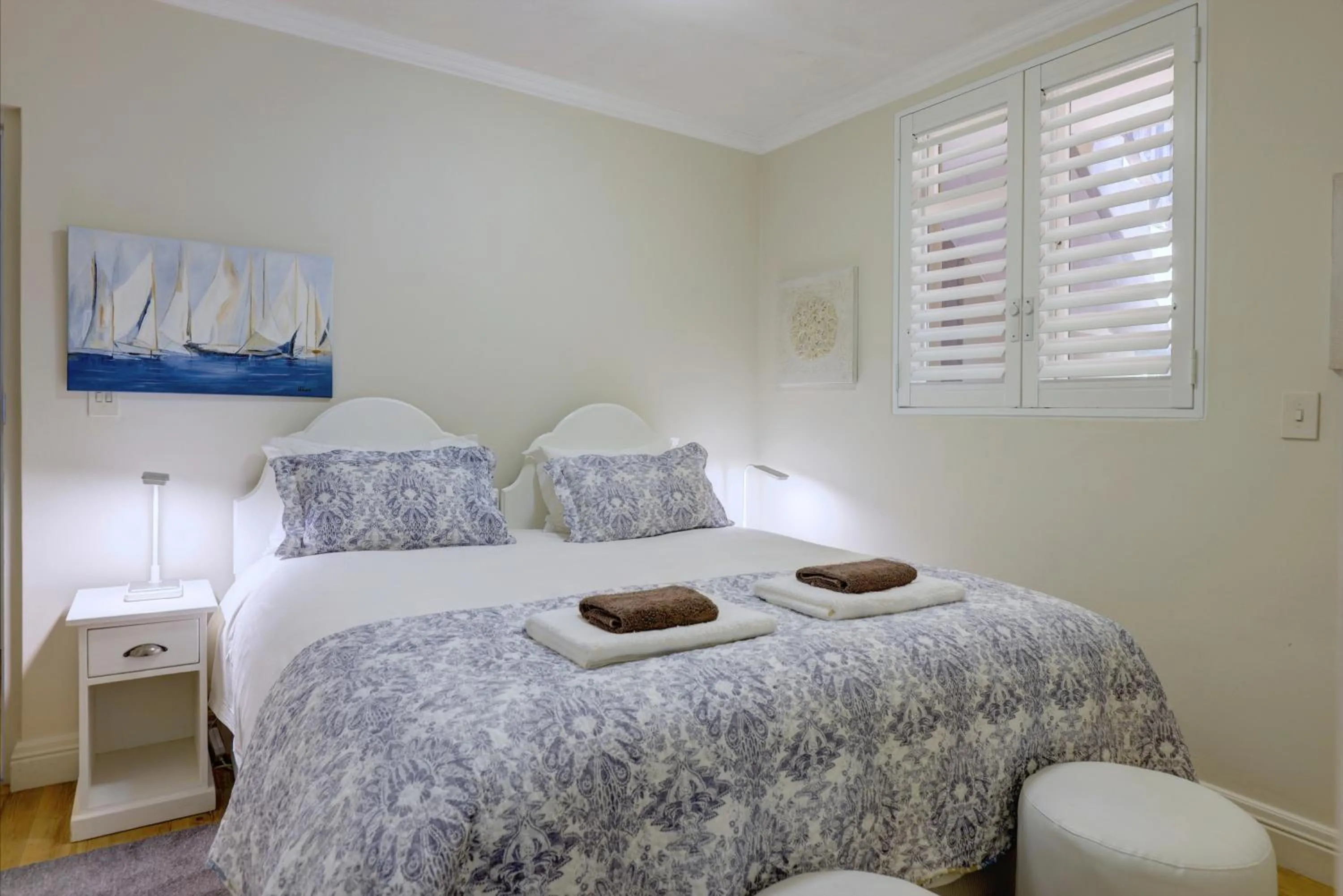 Bed in Oppiesee Selfcatering Apartments