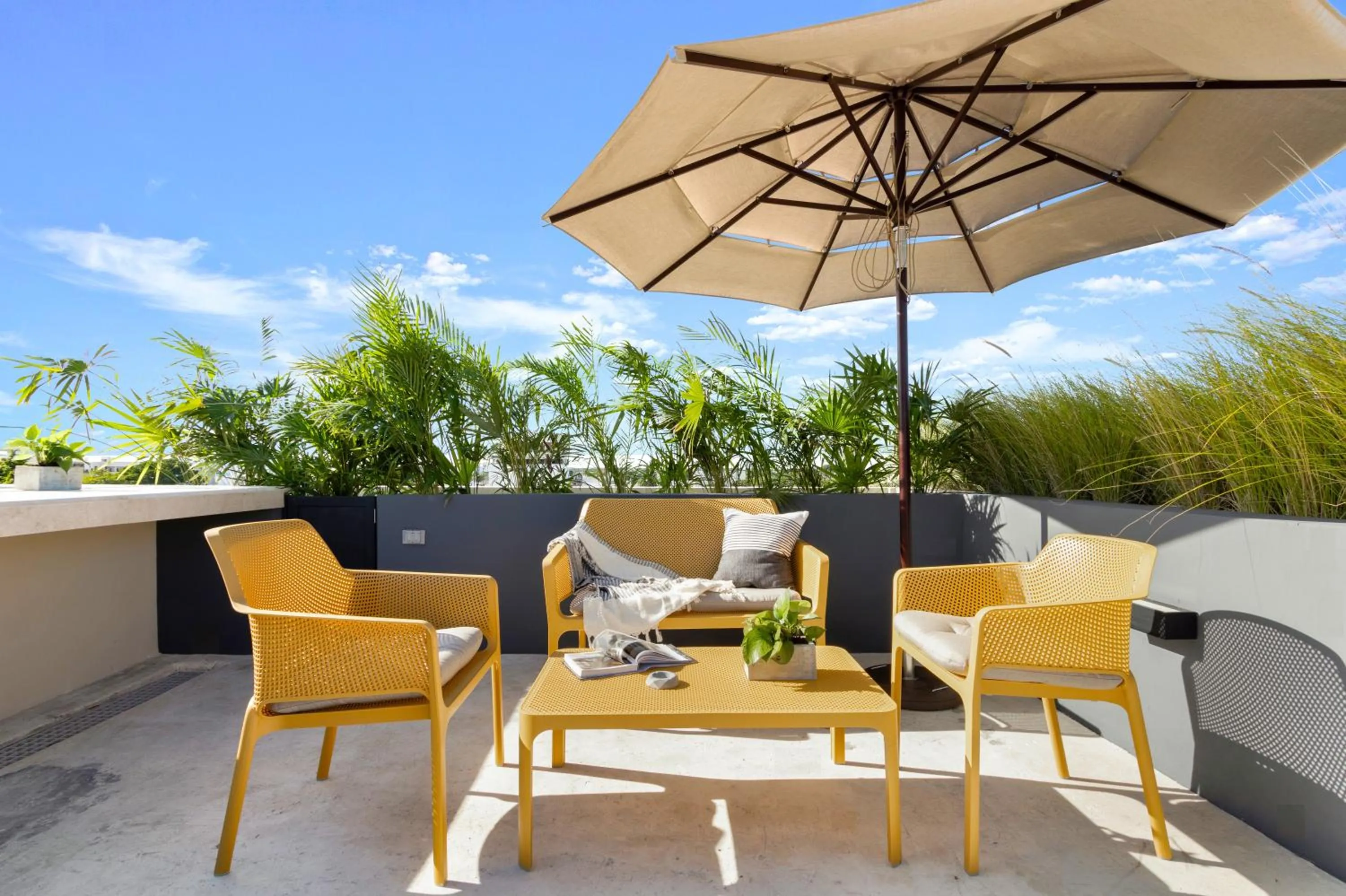 Balcony/Terrace in Ocean Boutique Condos