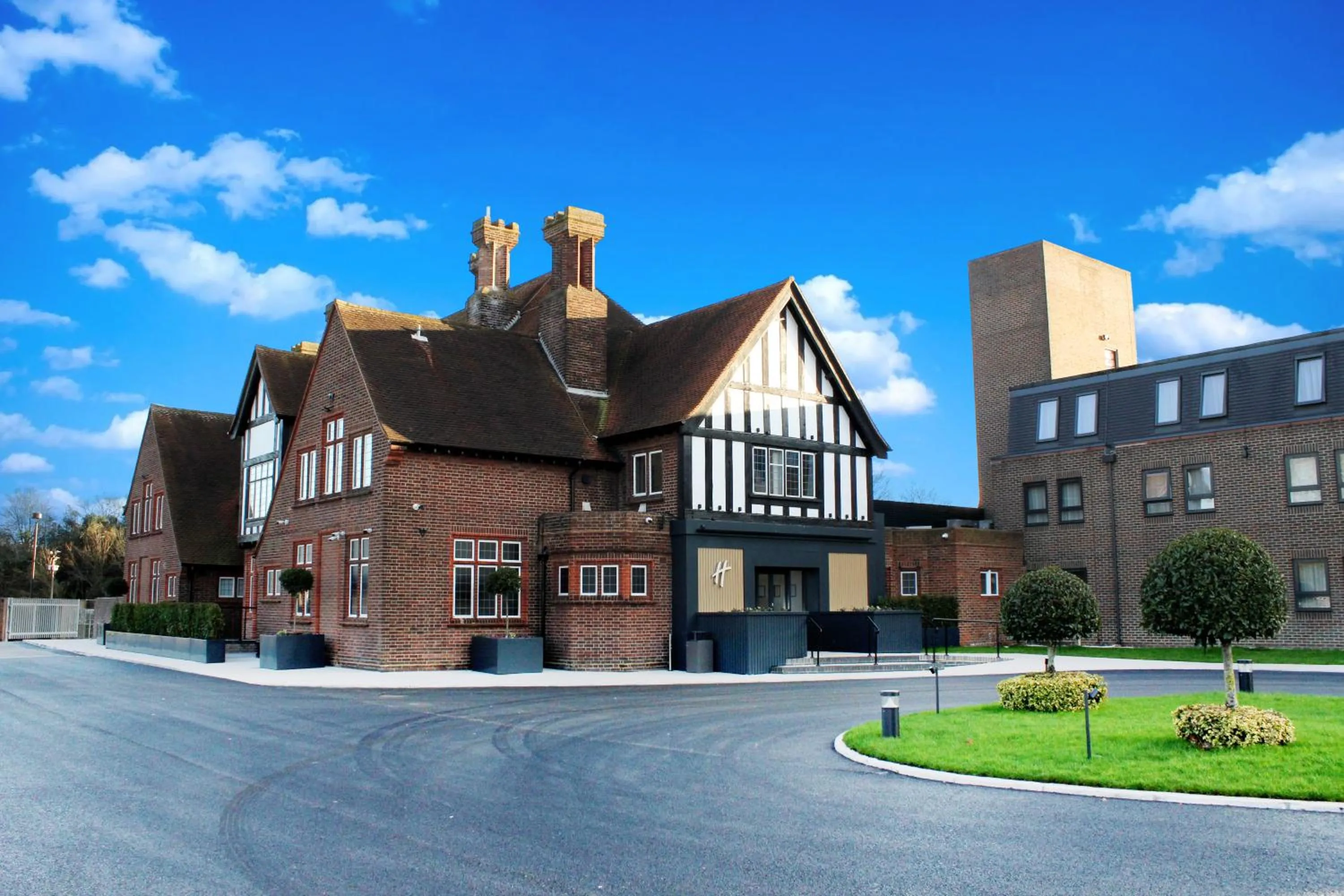 Property building in Holiday Inn London-Bexley by IHG