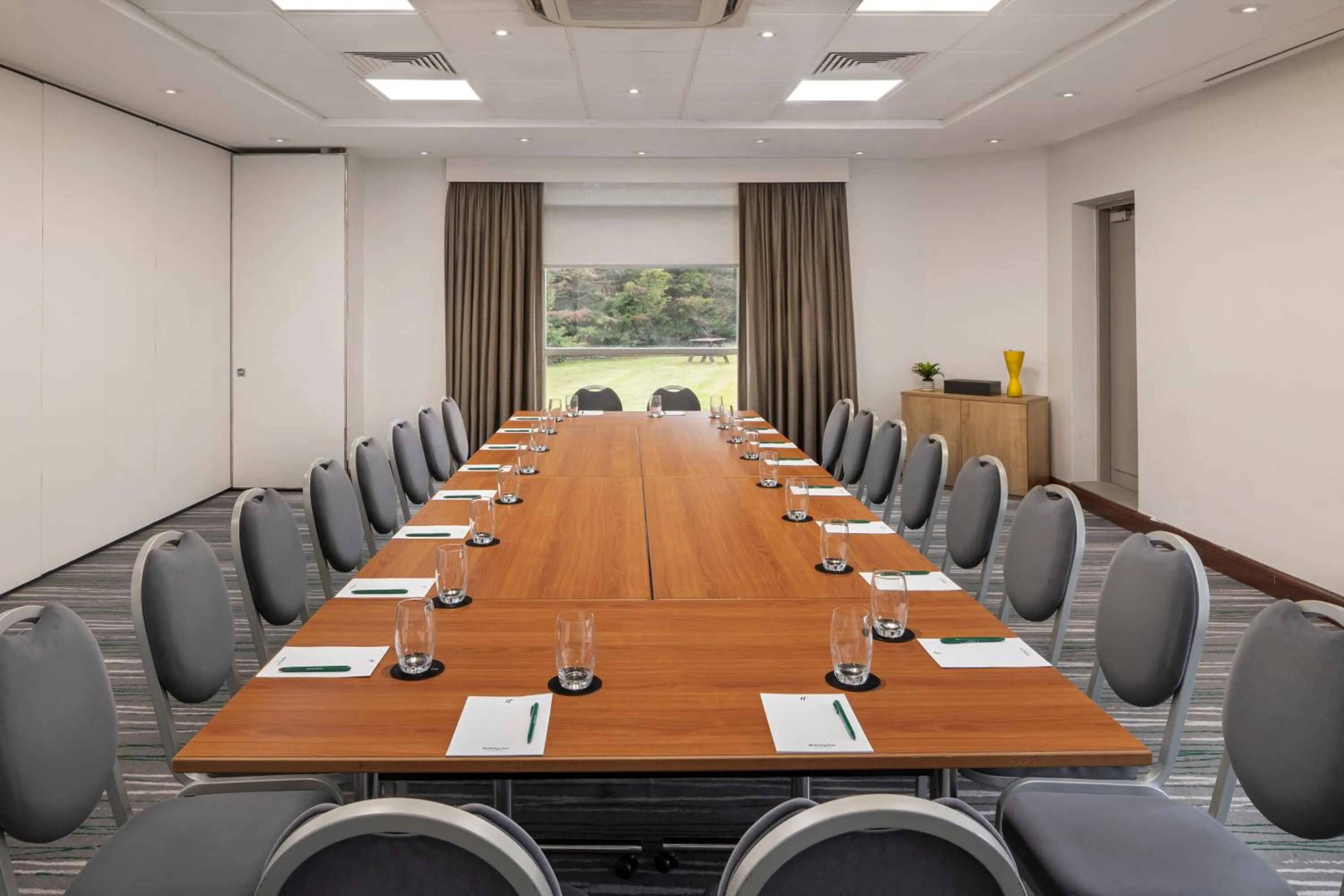 Meeting/conference room in Holiday Inn London-Bexley by IHG