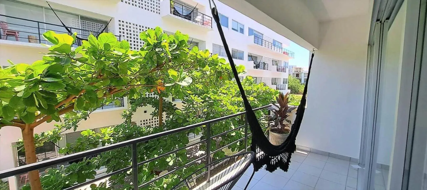 Spring in Papaya Suites Diamante - Adults Only