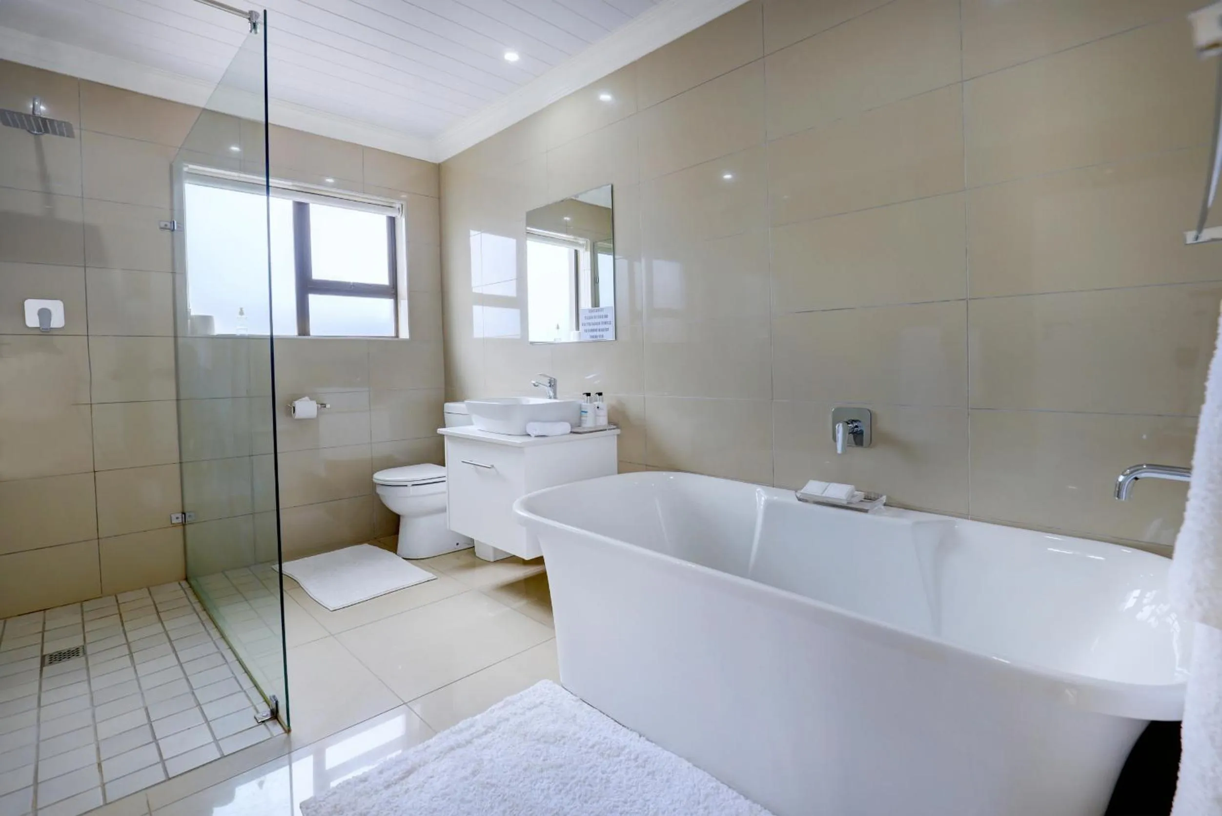 Bay Lodge on the Beach