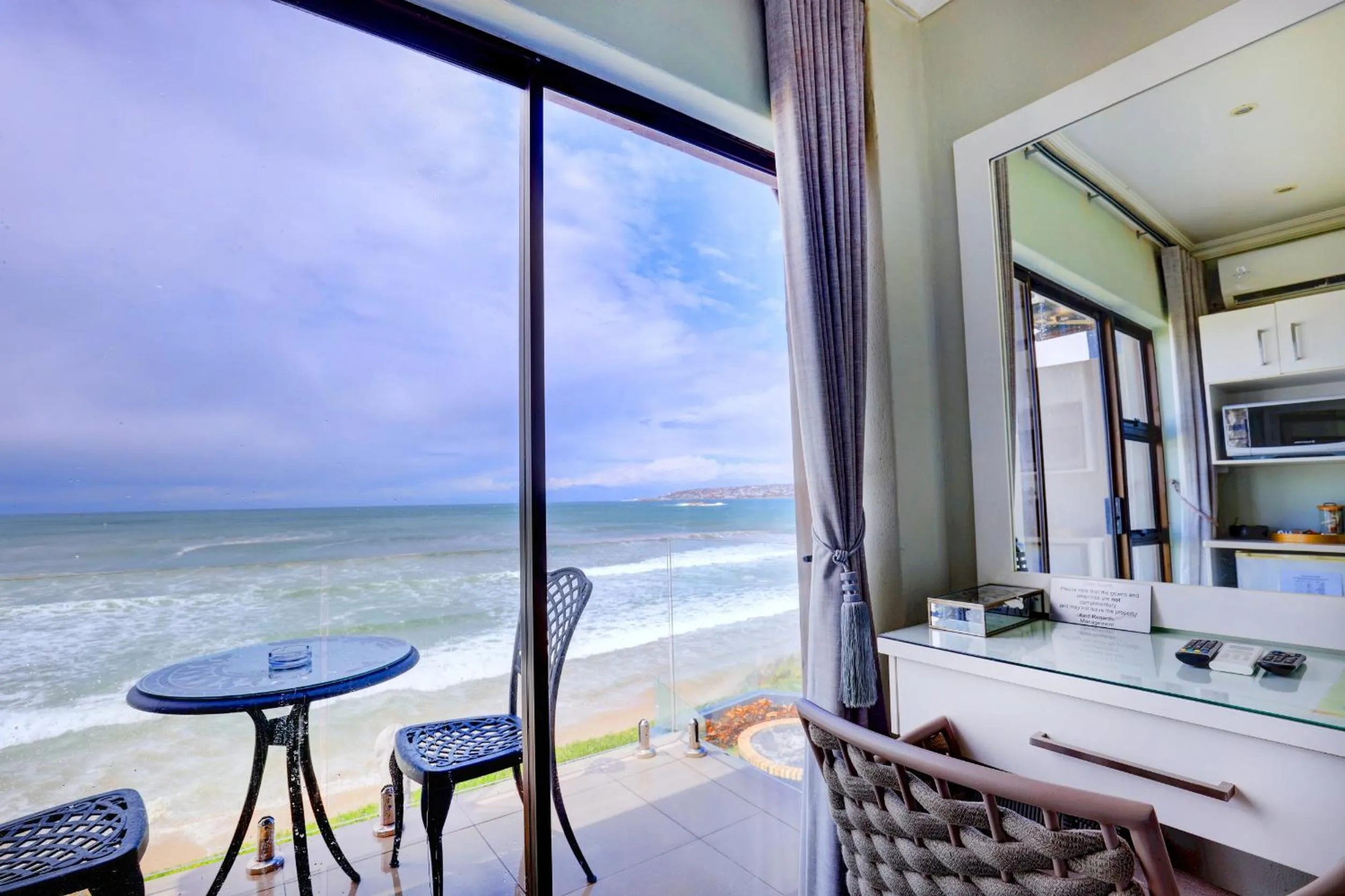 Bay Lodge on the Beach