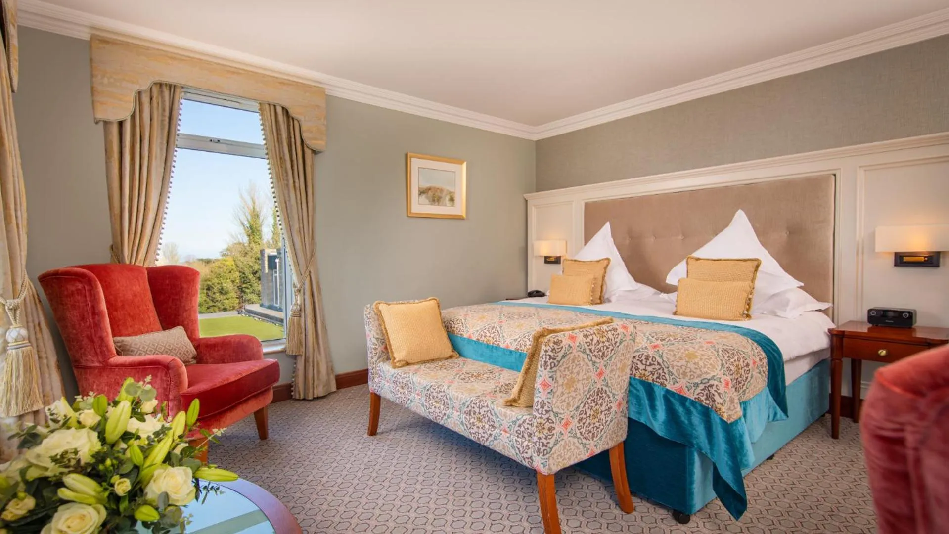 Bedroom, Bed in The Culloden Estate and Spa