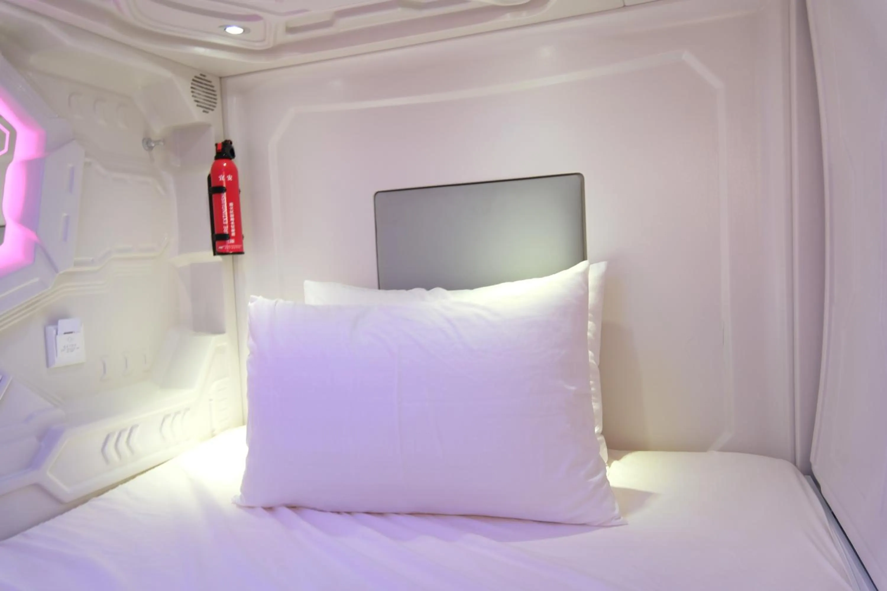 Bed in Diane Residences