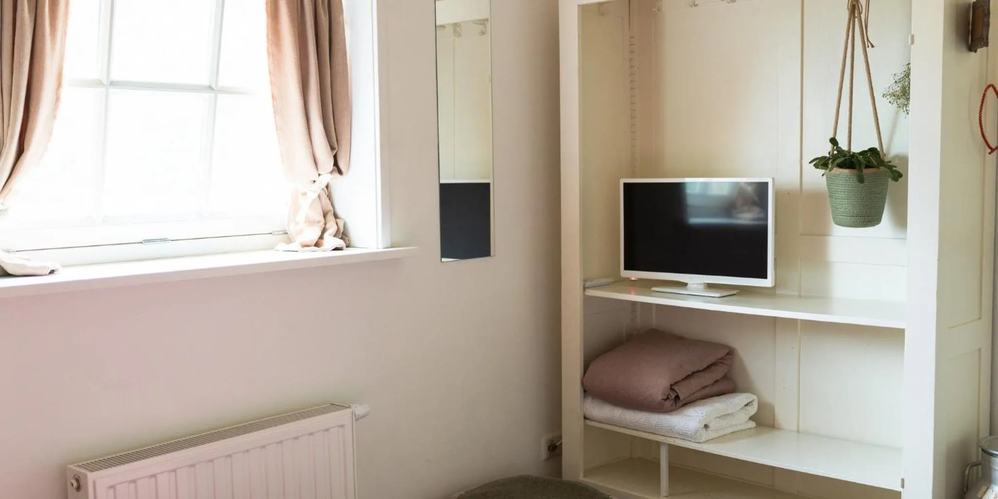 Bedroom in B&B De Ouw Skuur