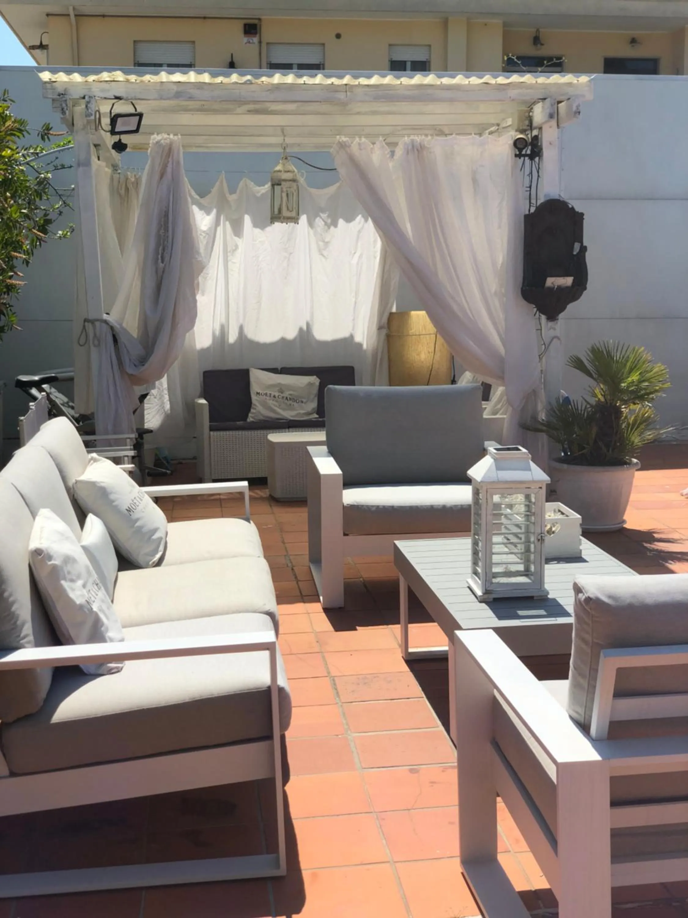 Internal: Not applicable to any particular room in Villa Tropical