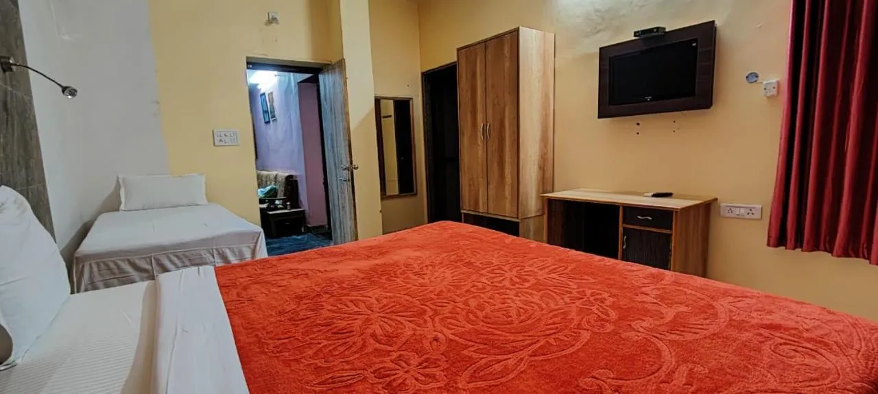 Photo of the whole room, Bed in Forest Eco Lodge