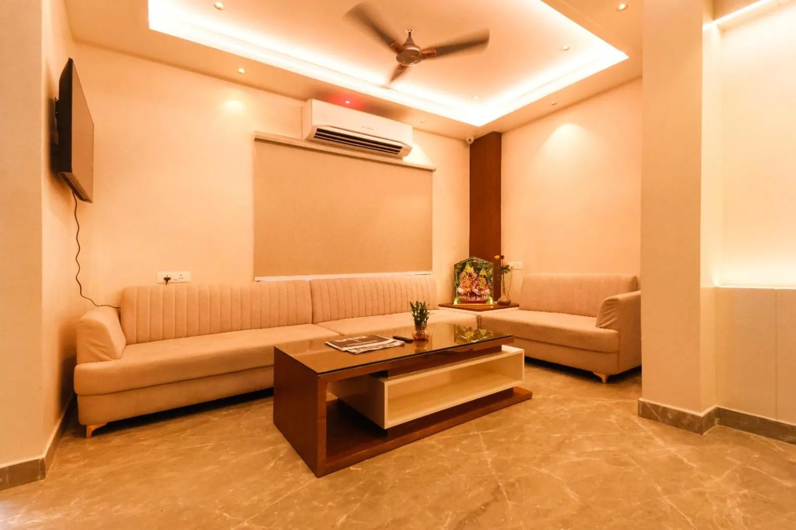 Living room in Kashi Vilaa