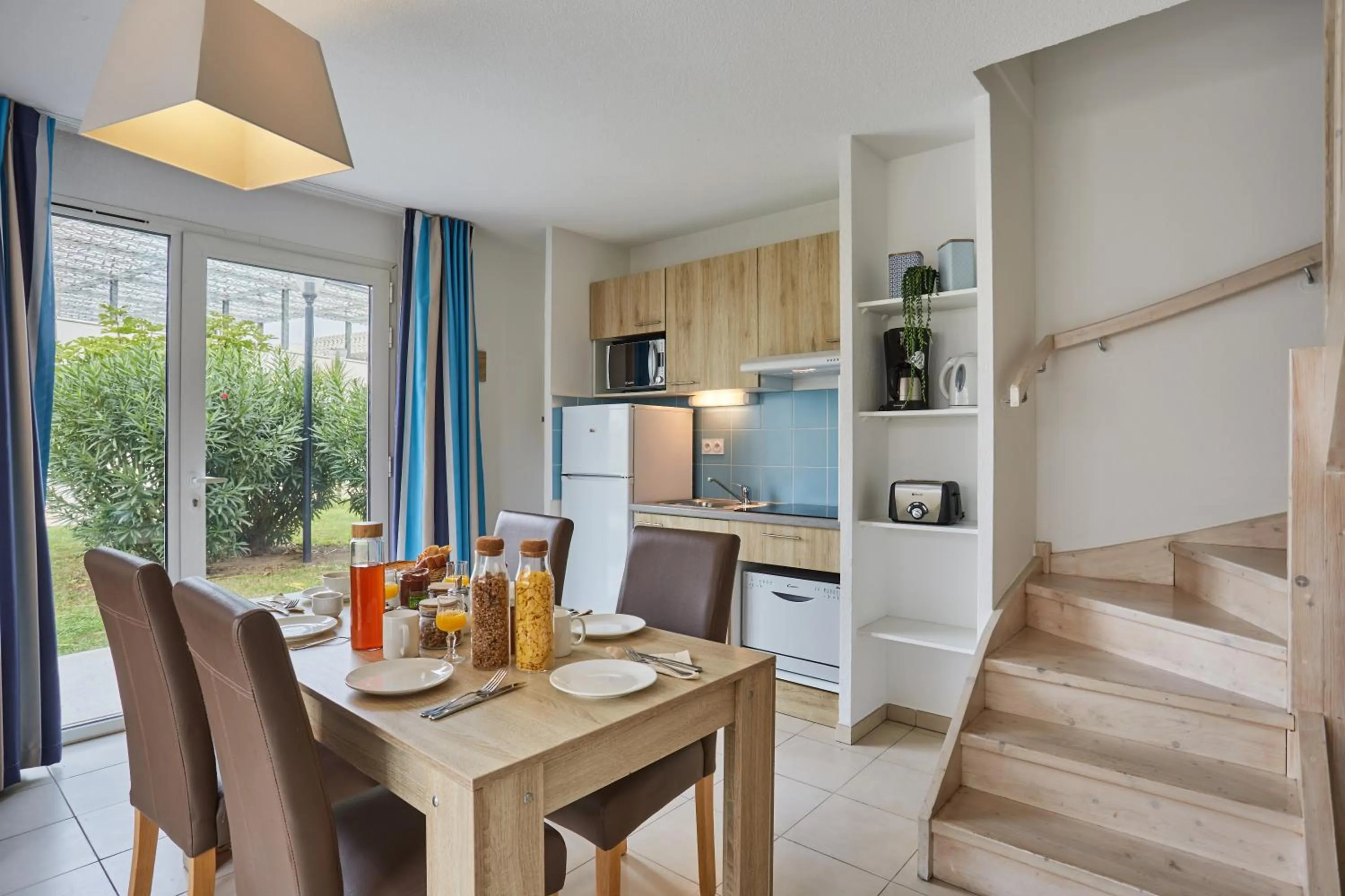 Dining area in Résidence Odalys Nakâra