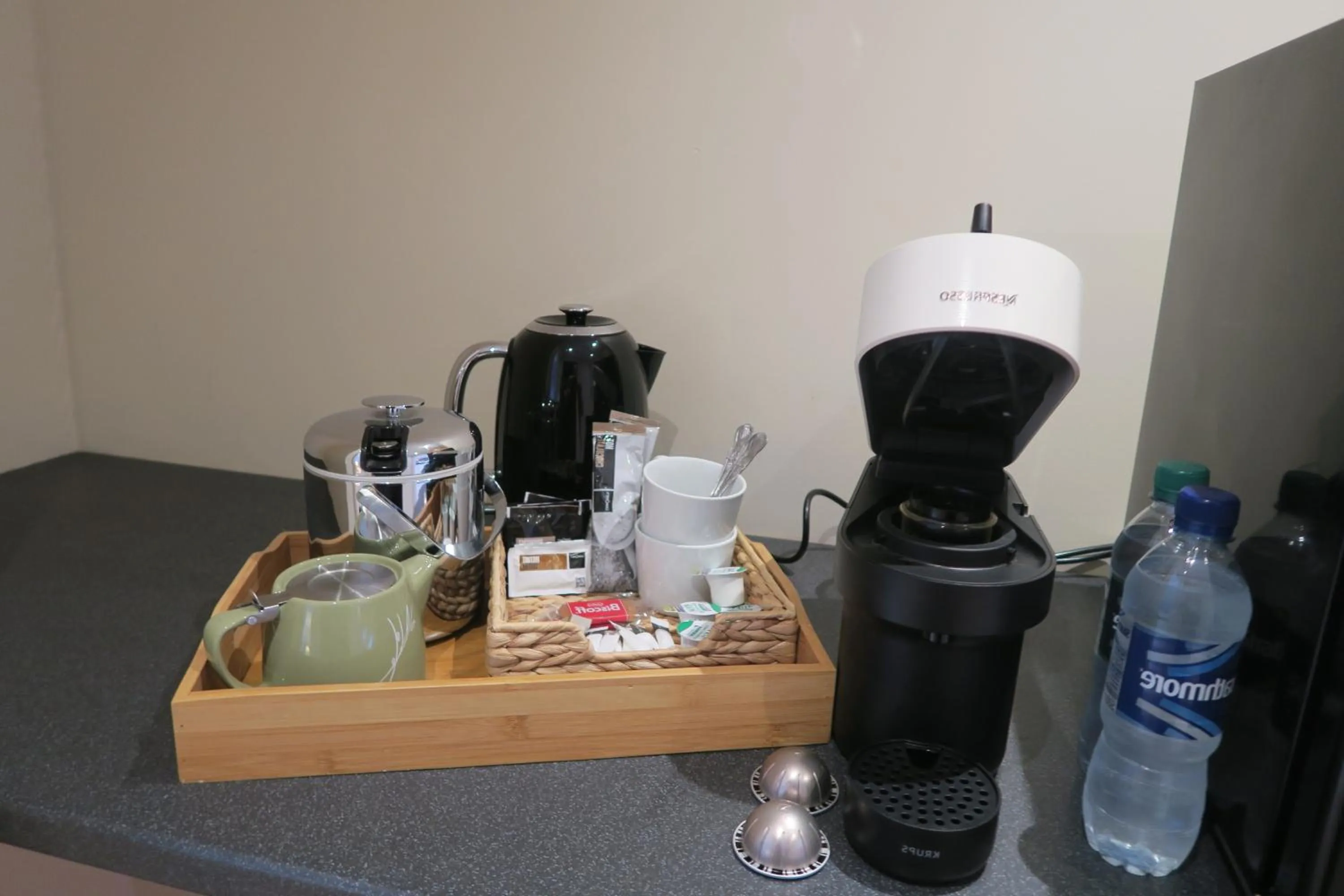 Coffee/tea facilities in The Inn At Lathones