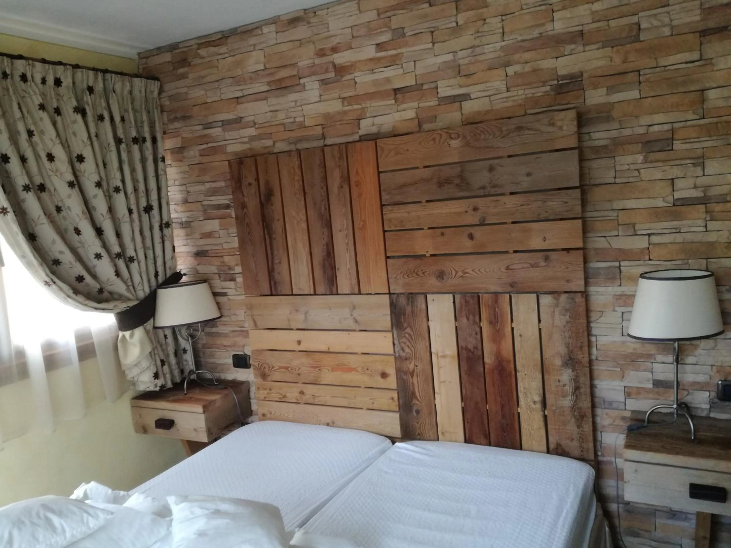 Bed in Hotel Bait de Angial