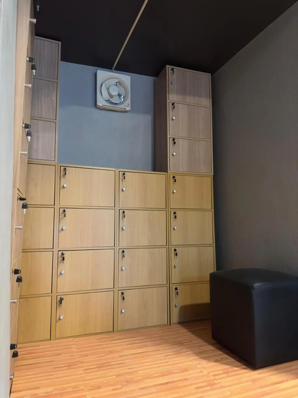 locker in Friends Station Tukkom Hostel & Cafe