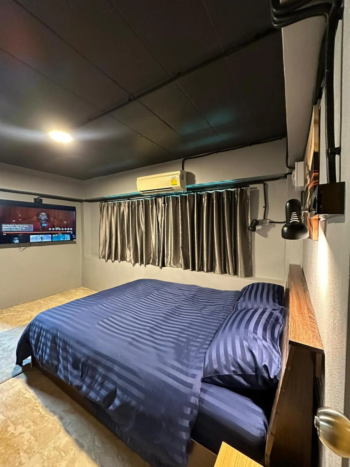 Photo of the whole room, Bed in Friends Station Tukkom Hostel & Cafe