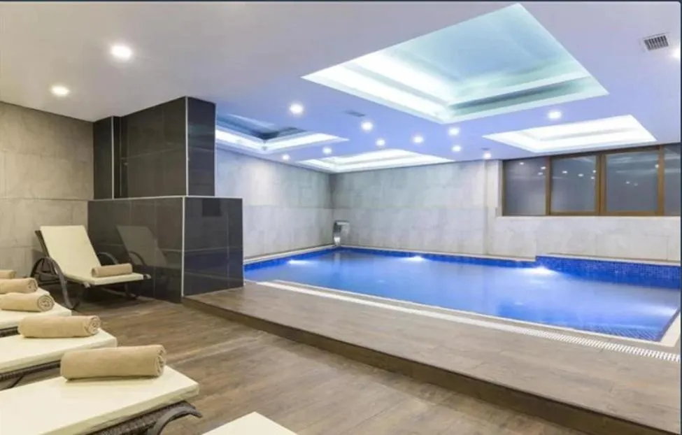 Swimming pool in Asr-ı Ala Yalova Thermal