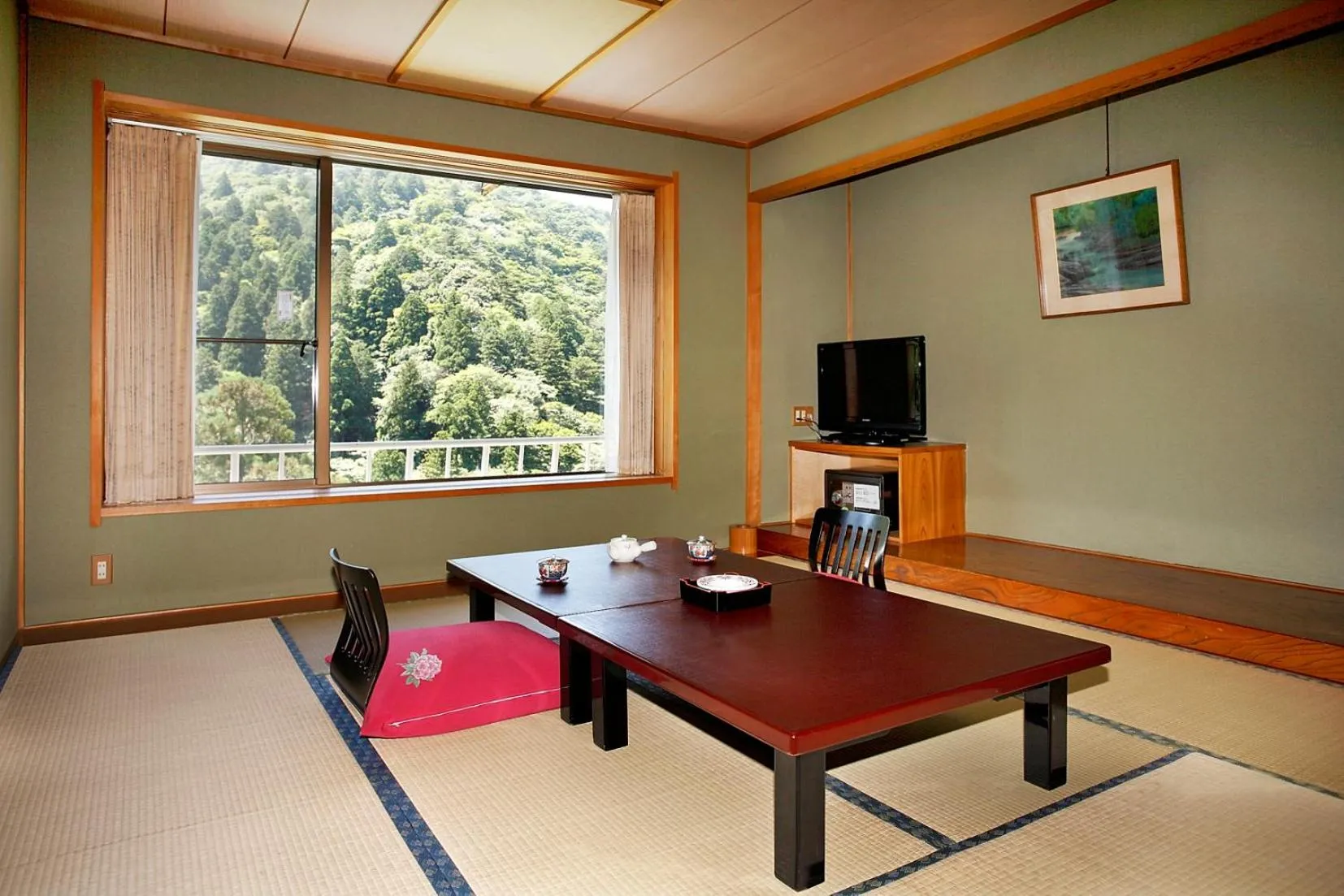 Photo of the whole room in Irodori Koyo