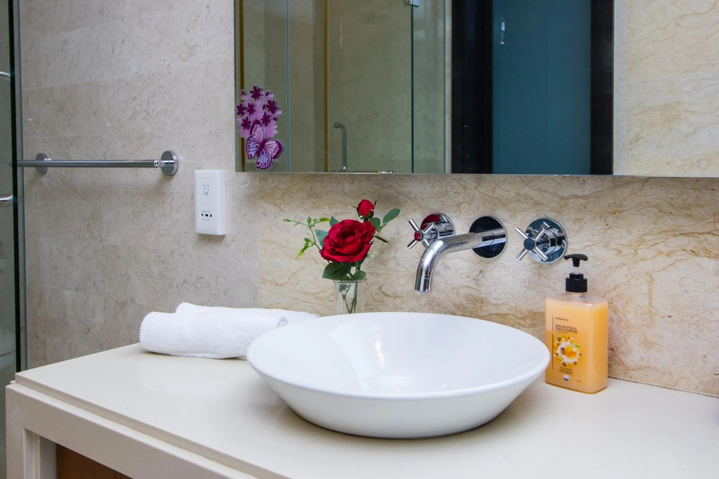 Bathroom in Profolio @ Straits Quay