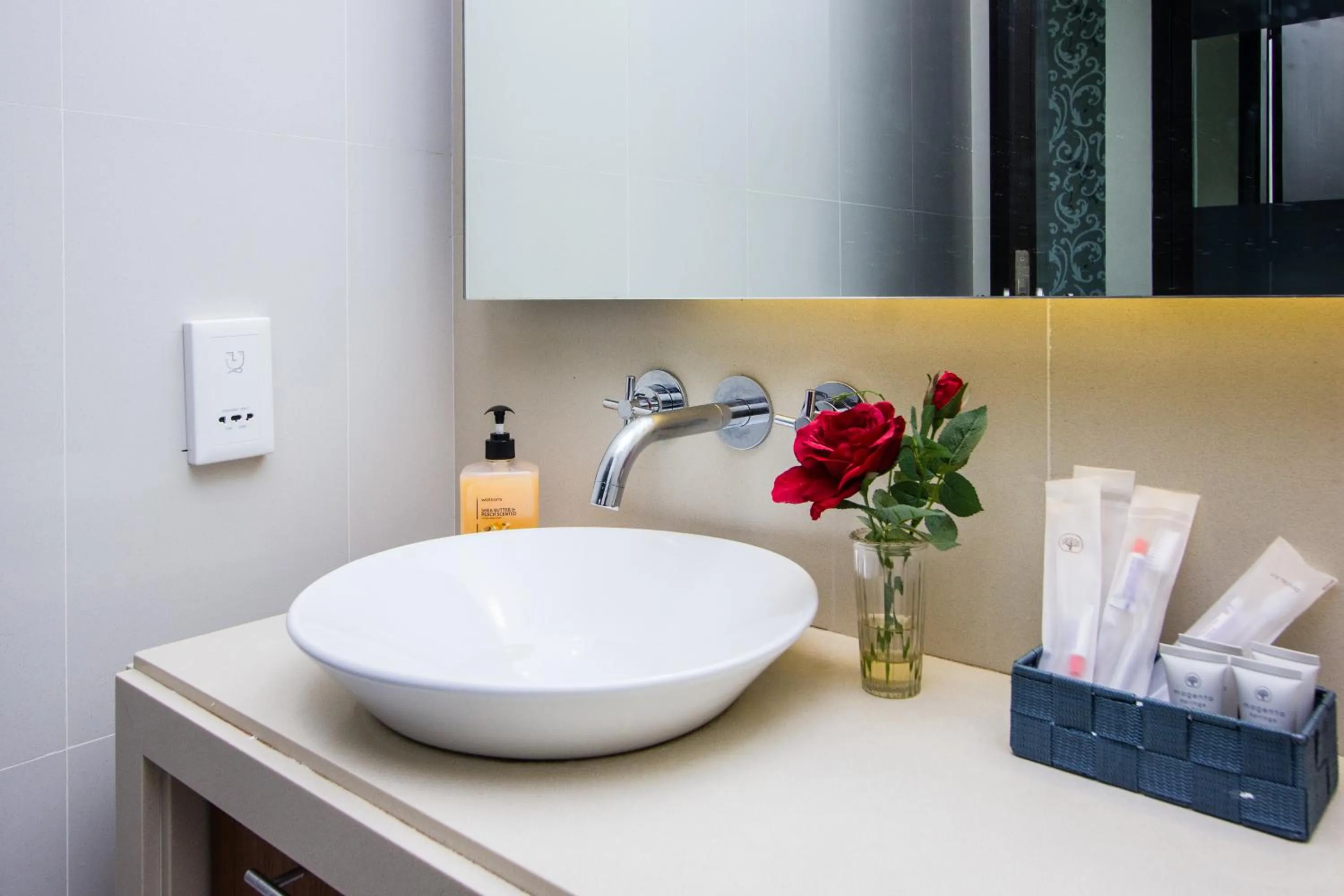 Bathroom in Profolio @ Straits Quay