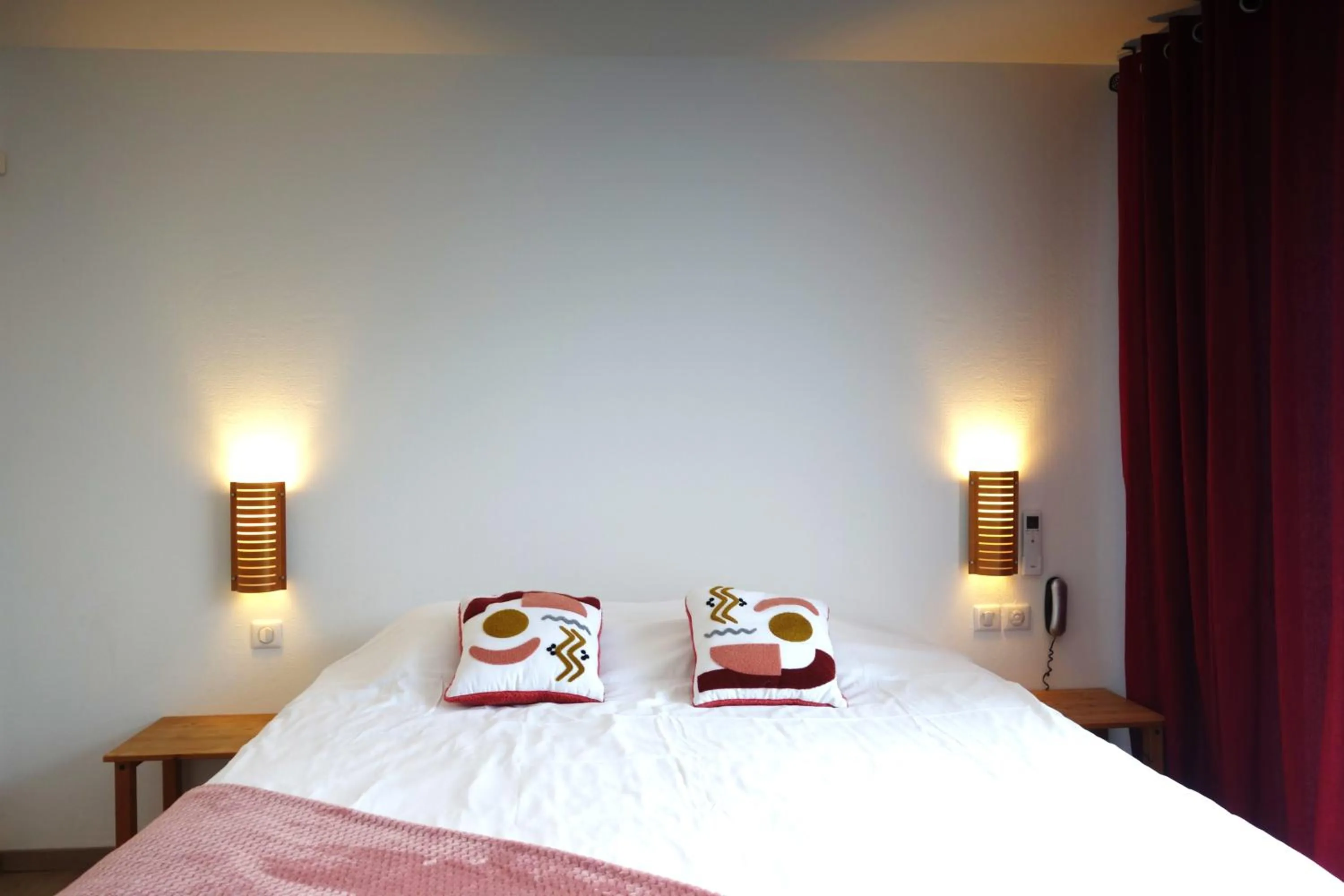 Bed in Hôtel La Ségalière Spa Bar