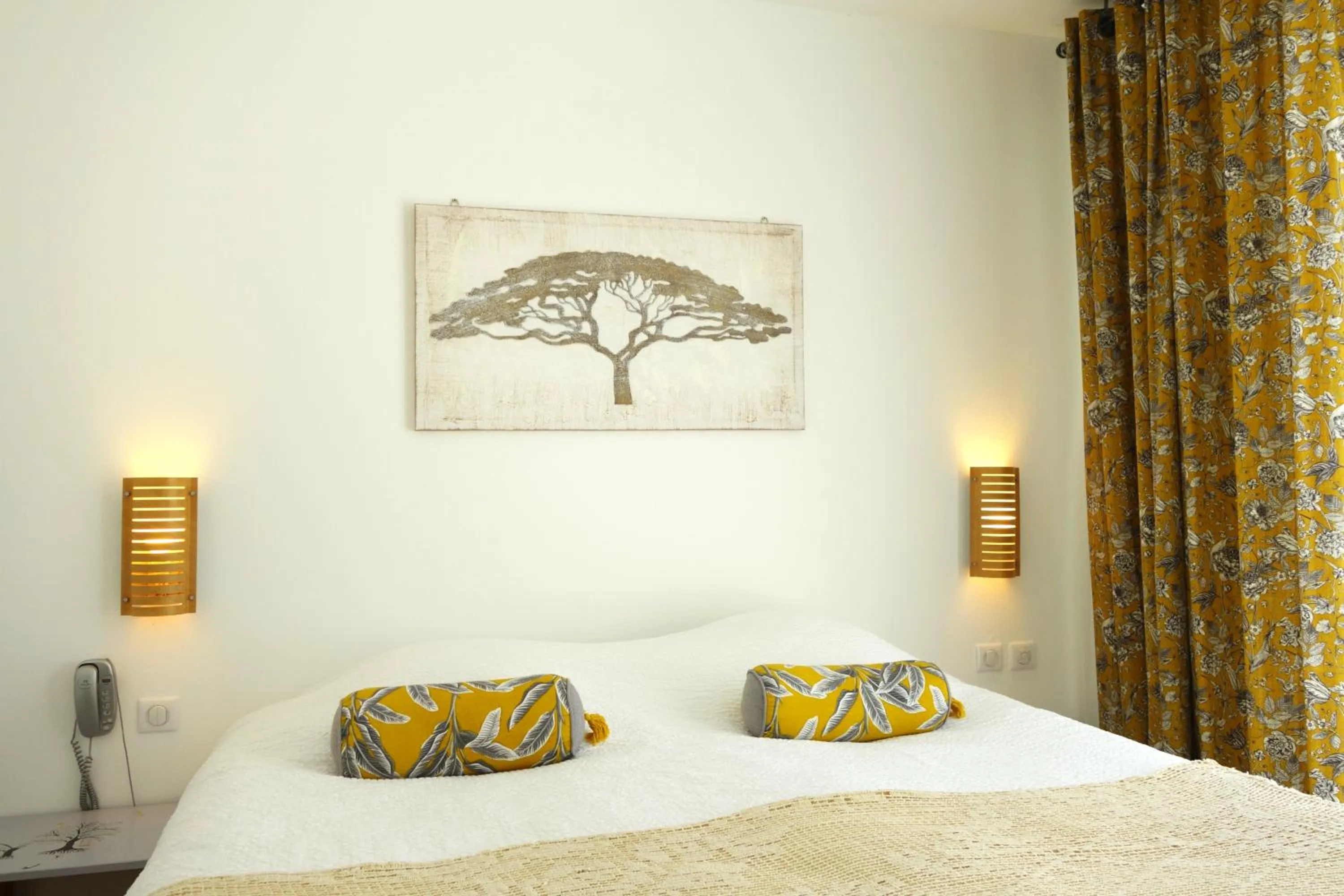 Bed in Hôtel La Ségalière Spa Bar