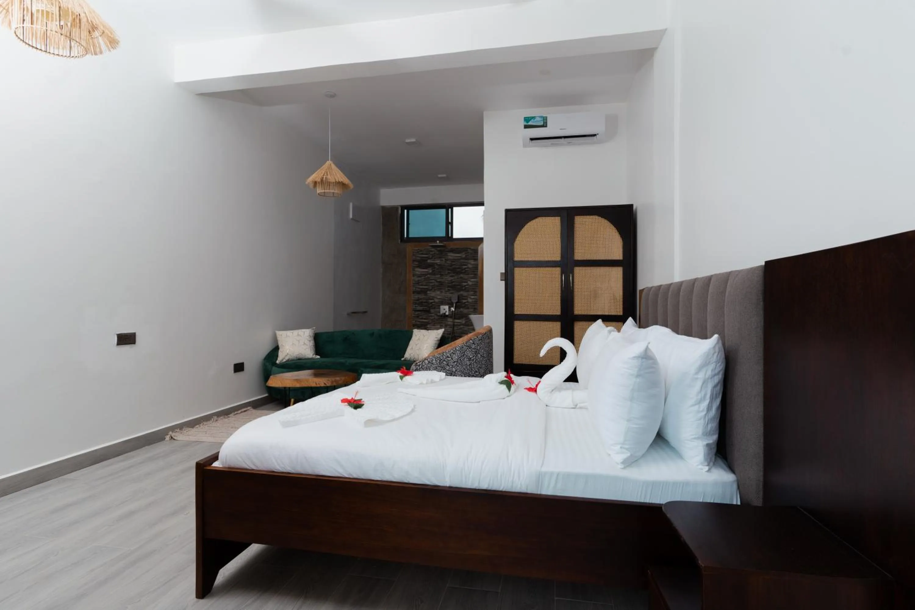 Photo of the whole room, Bed in Leparadis Zanzibar Boutique Hotel
