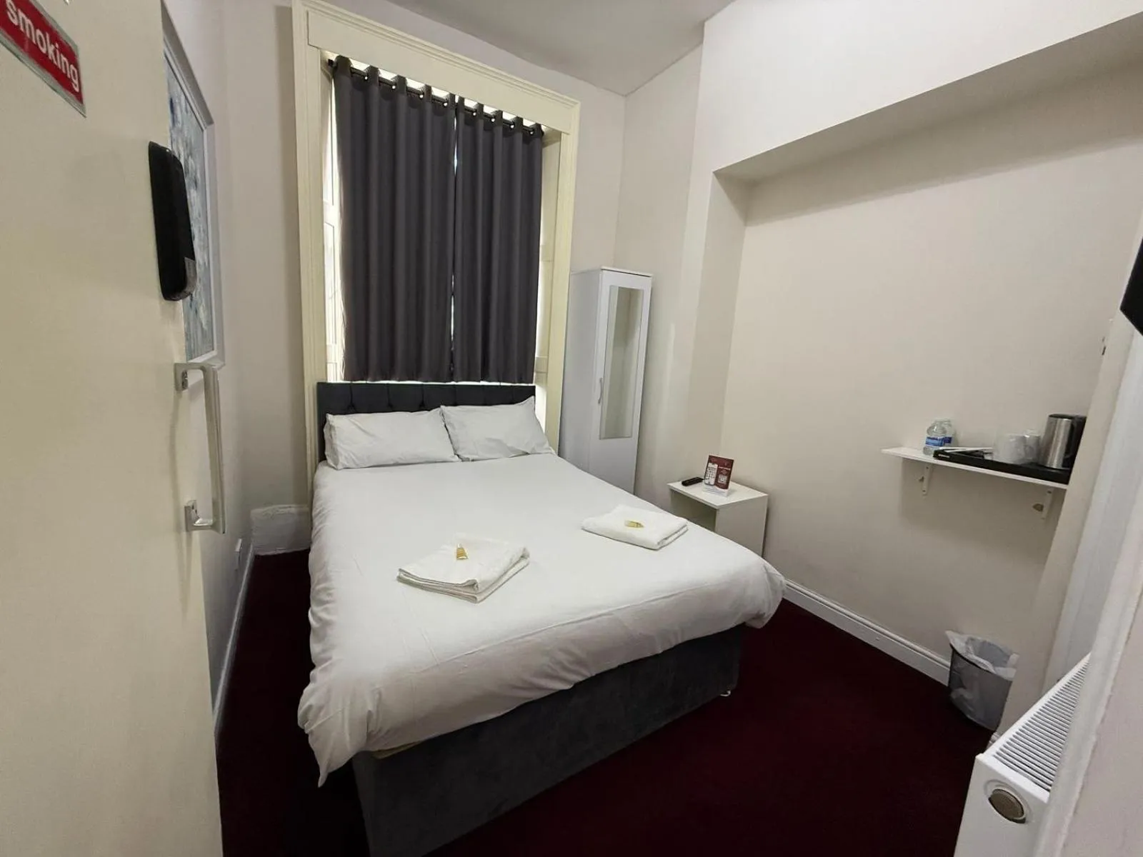 Bedroom, Bed in Oban Victoria Hotel