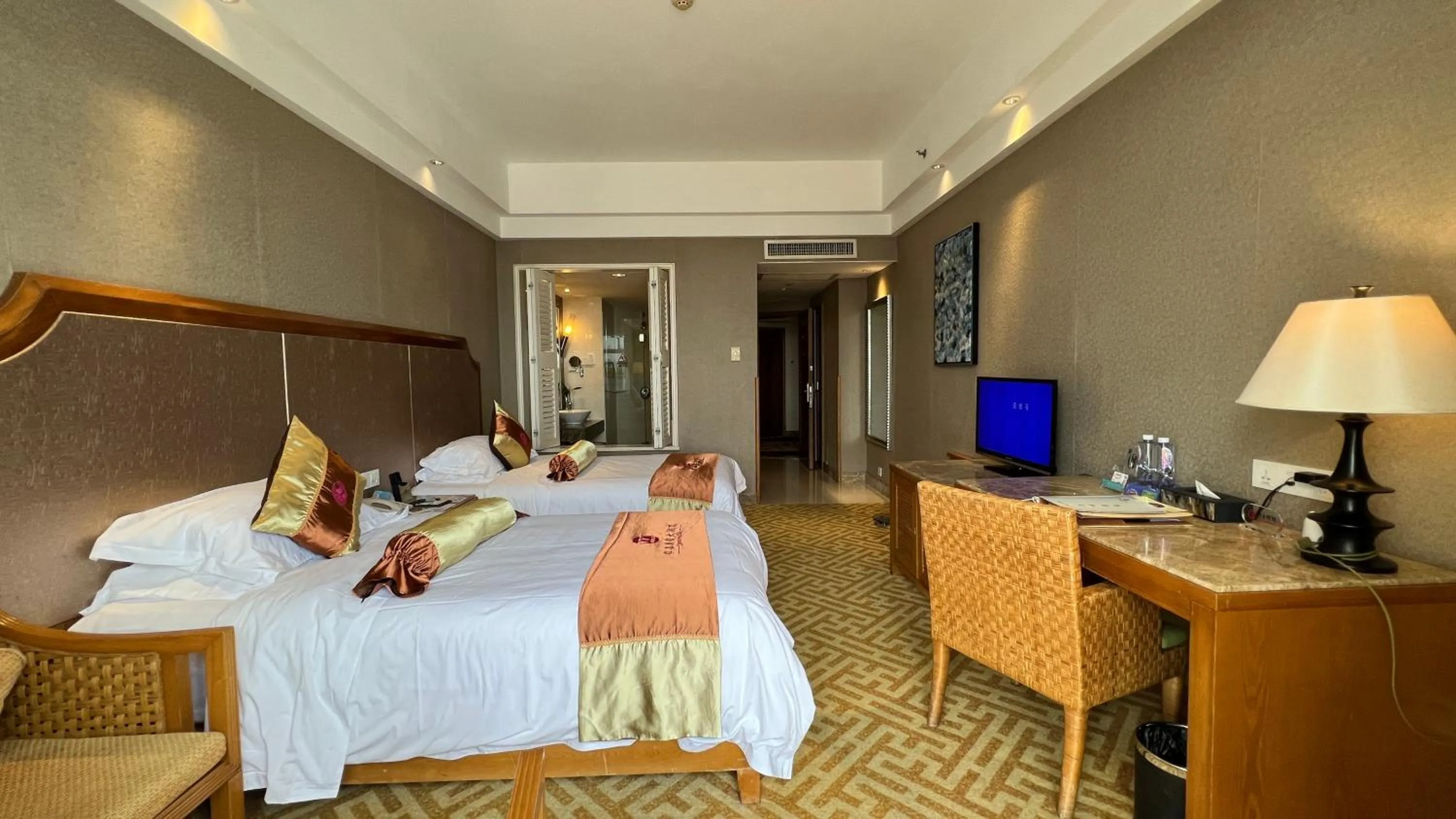 Bed in Wenchang Waika Hotel