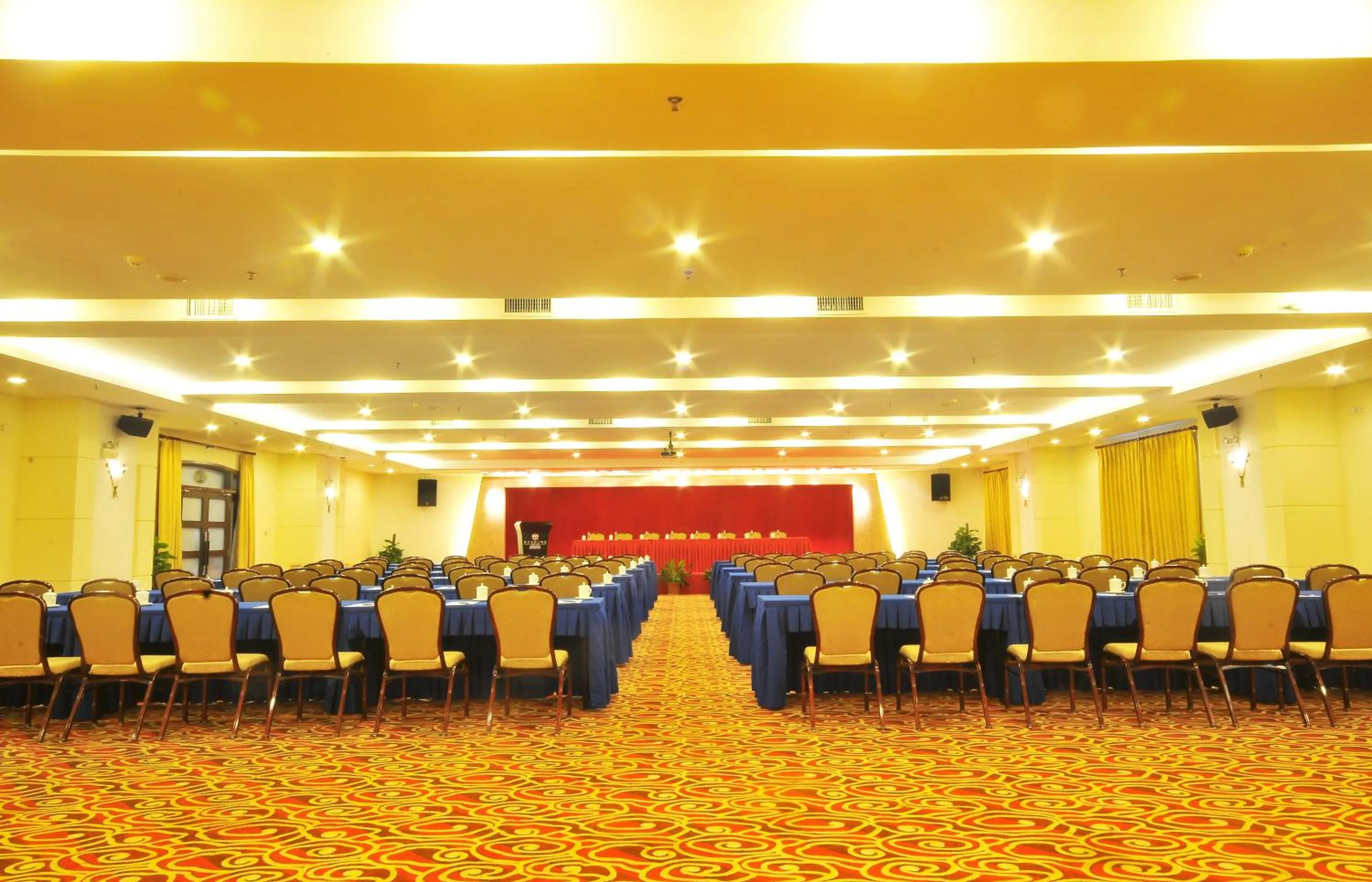 Meeting/conference room in Wenchang Waika Hotel