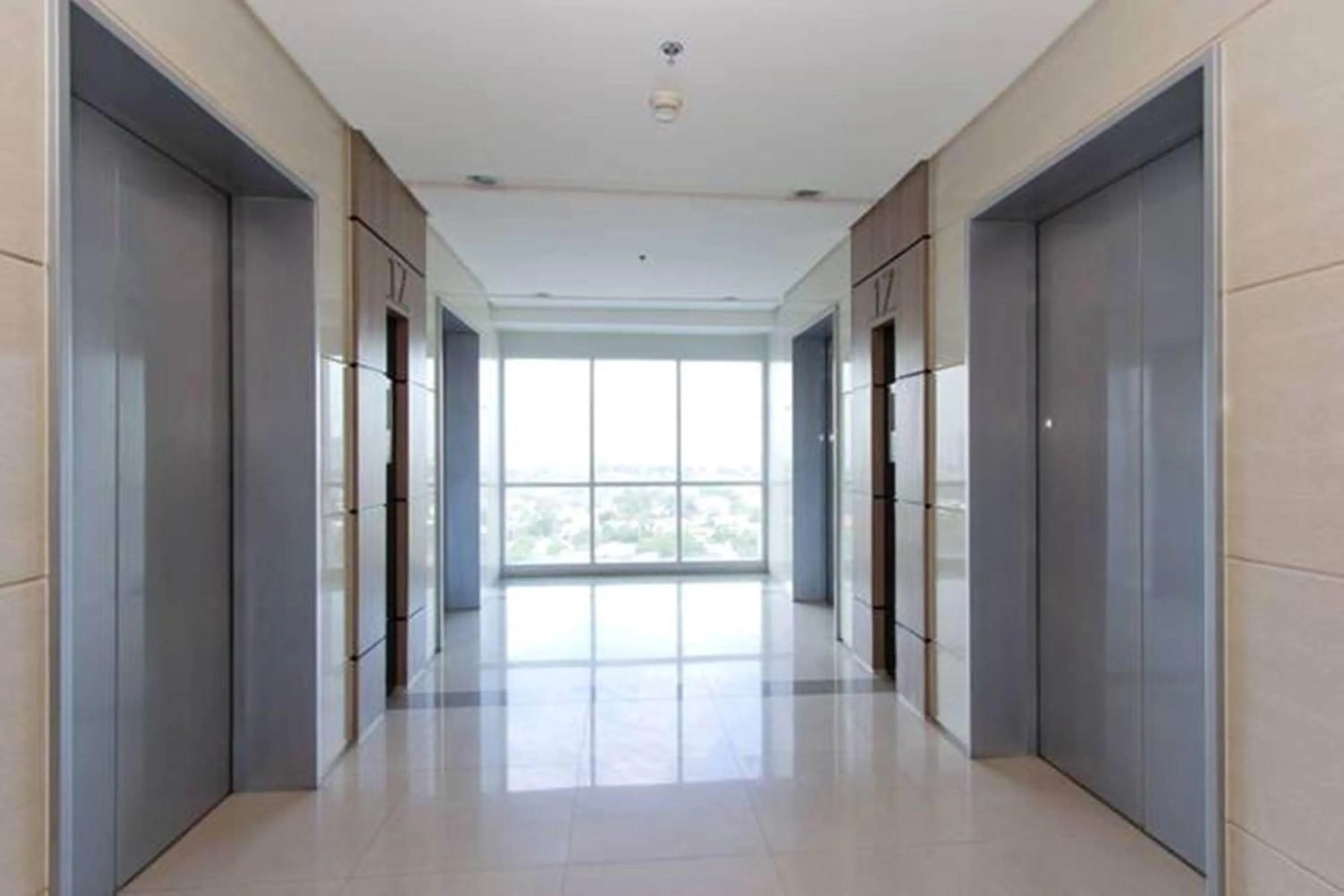 Decorative detail in Condo Studio Luxe in Princeton Residences