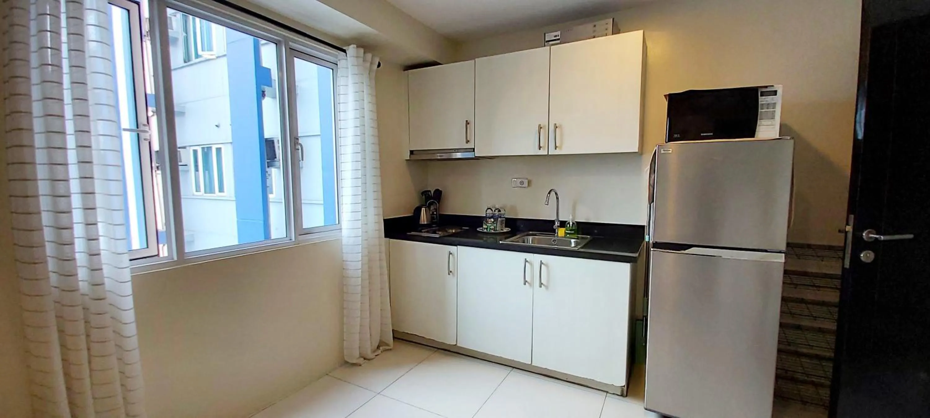 Condo Studio Luxe in Princeton Residences