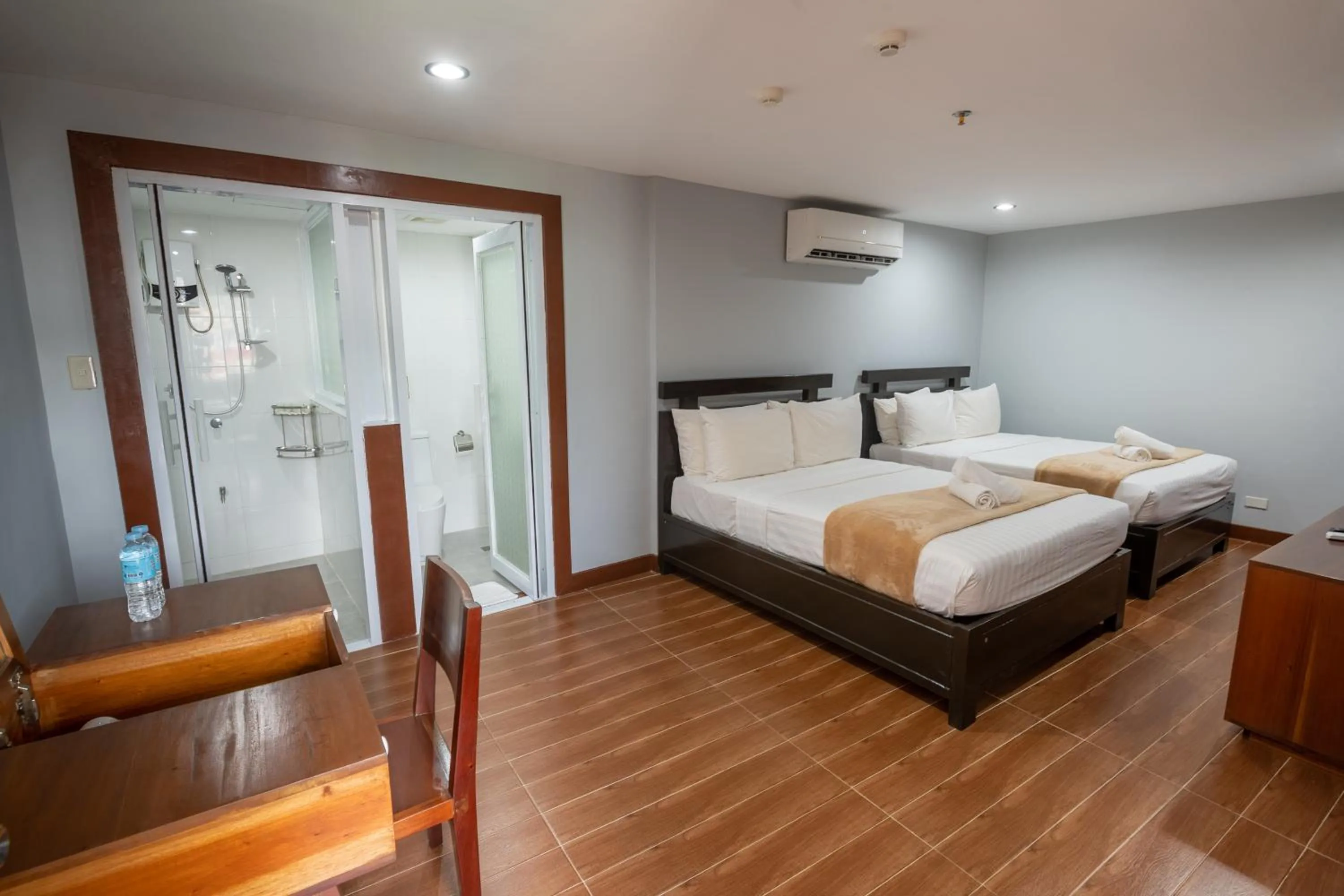 Bed in One Averee Bay Hotel