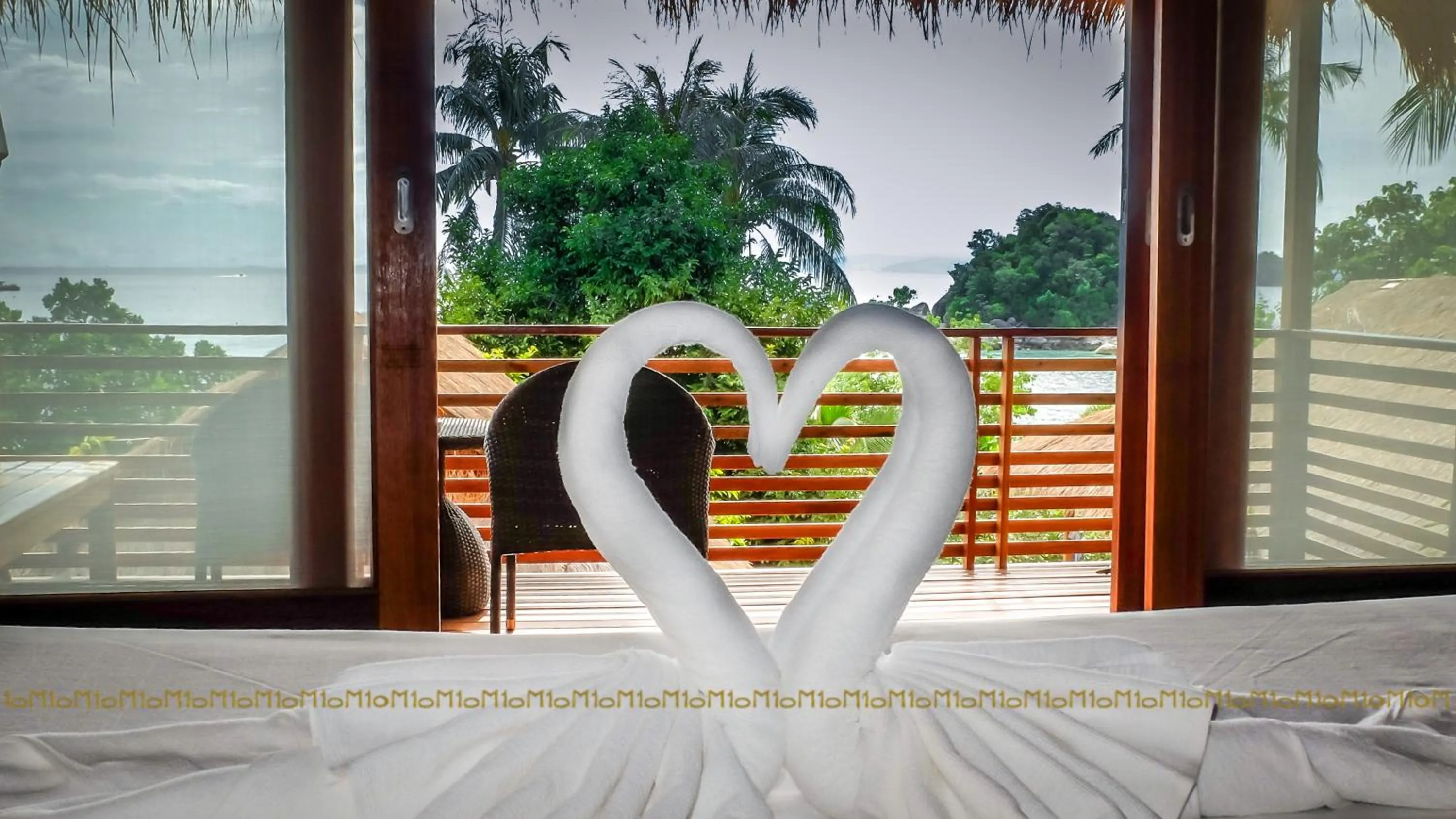 Balcony/Terrace, Bed in Ten Moons Lipe Resort
